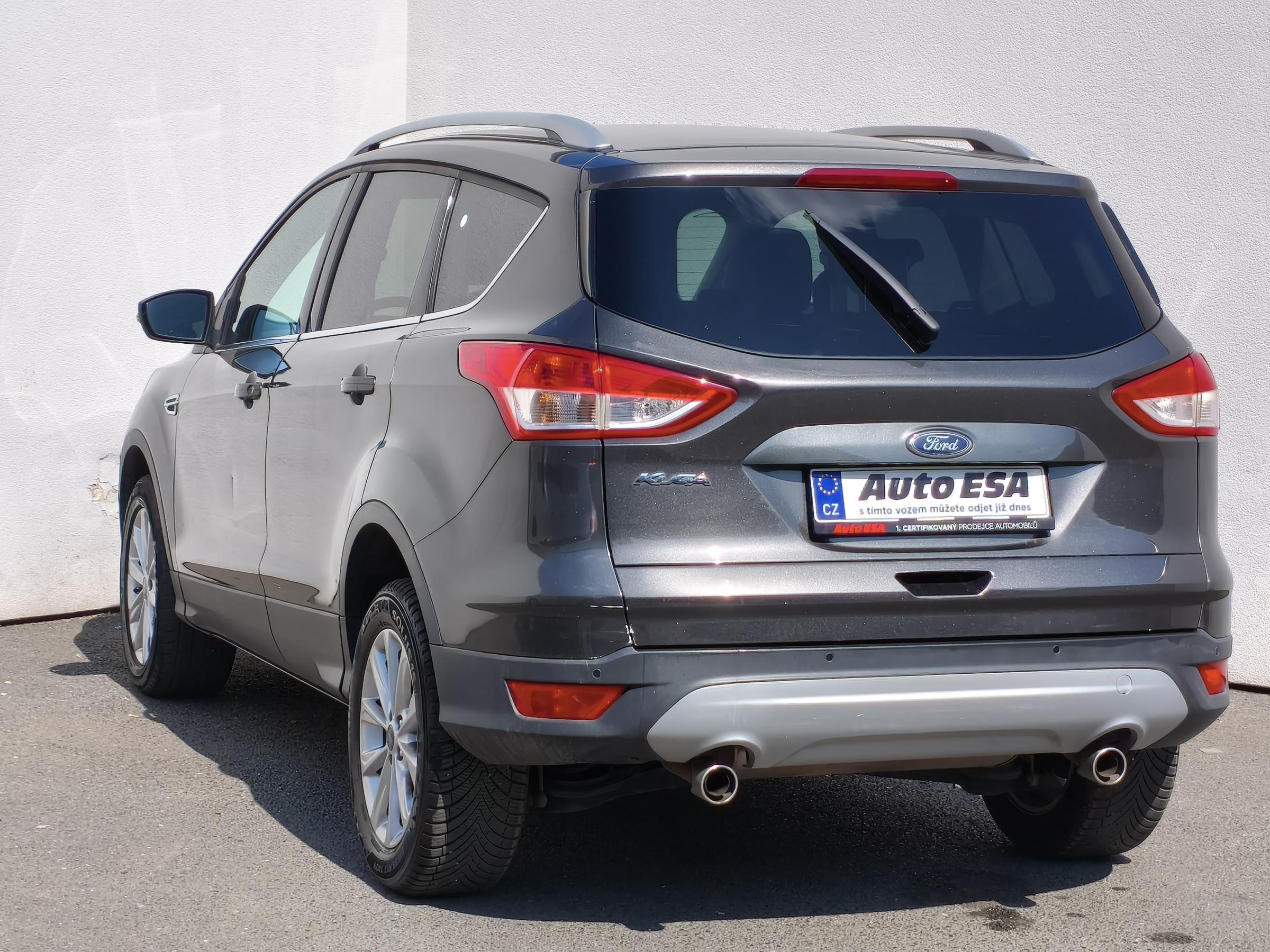 Ford Kuga, 2015 - pohled č. 6