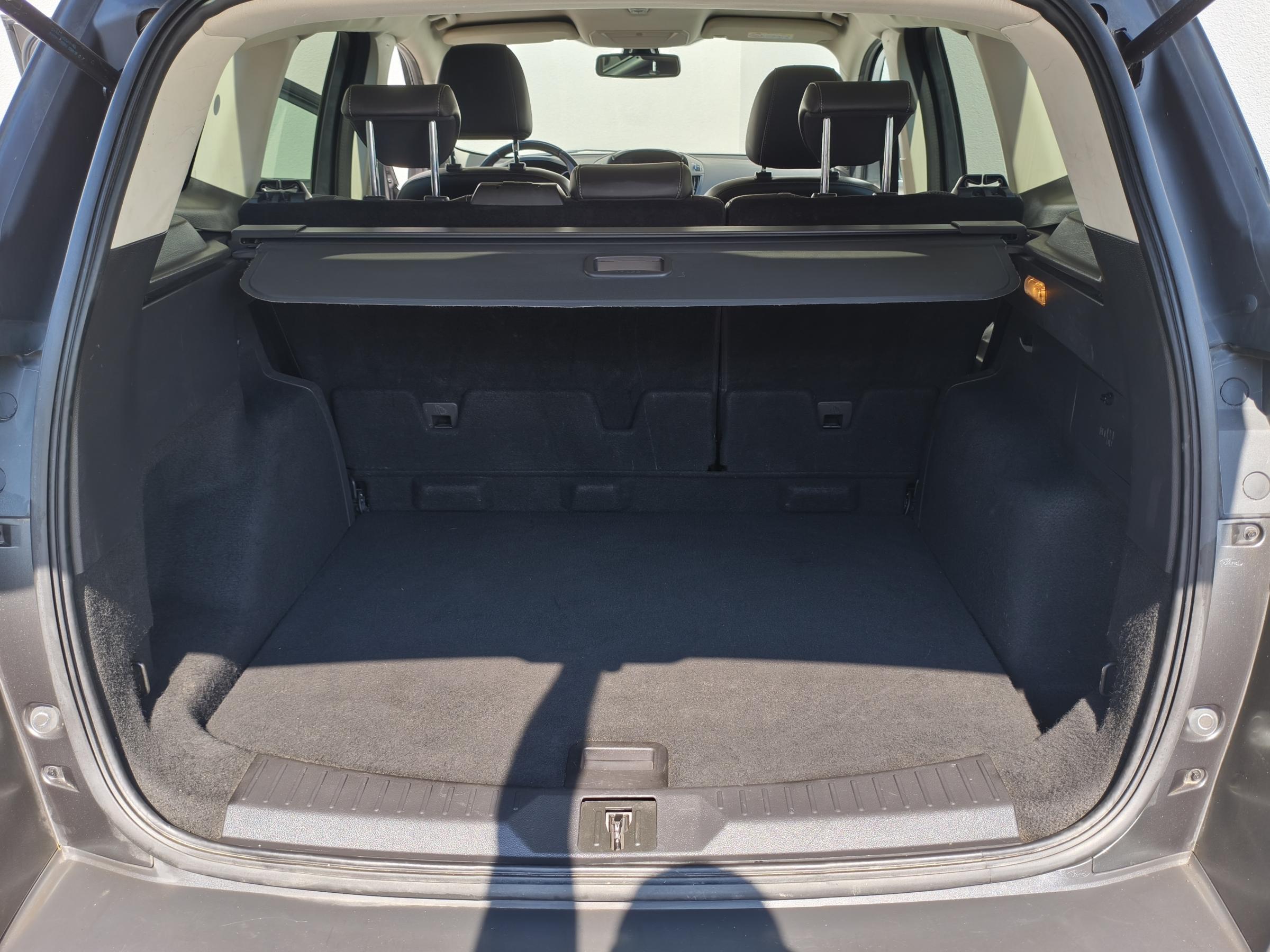 Ford Kuga, 2015 - pohled č. 8