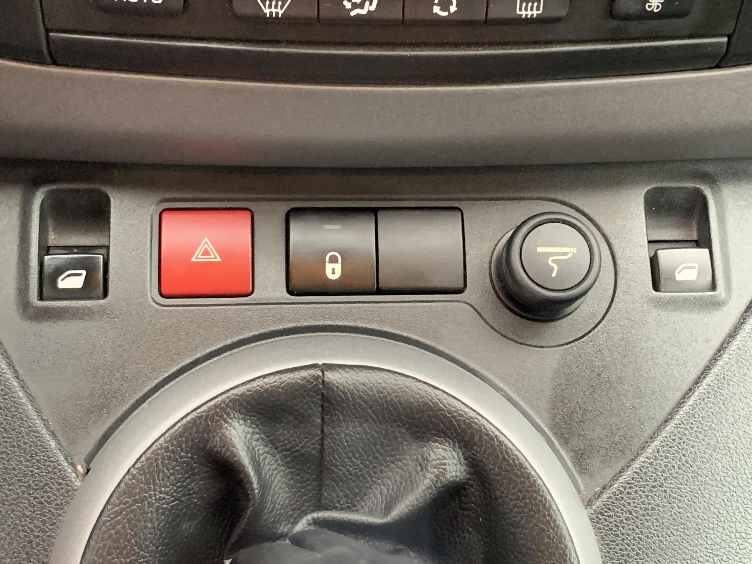 Citroën Berlingo, 2017 - pohled č. 17