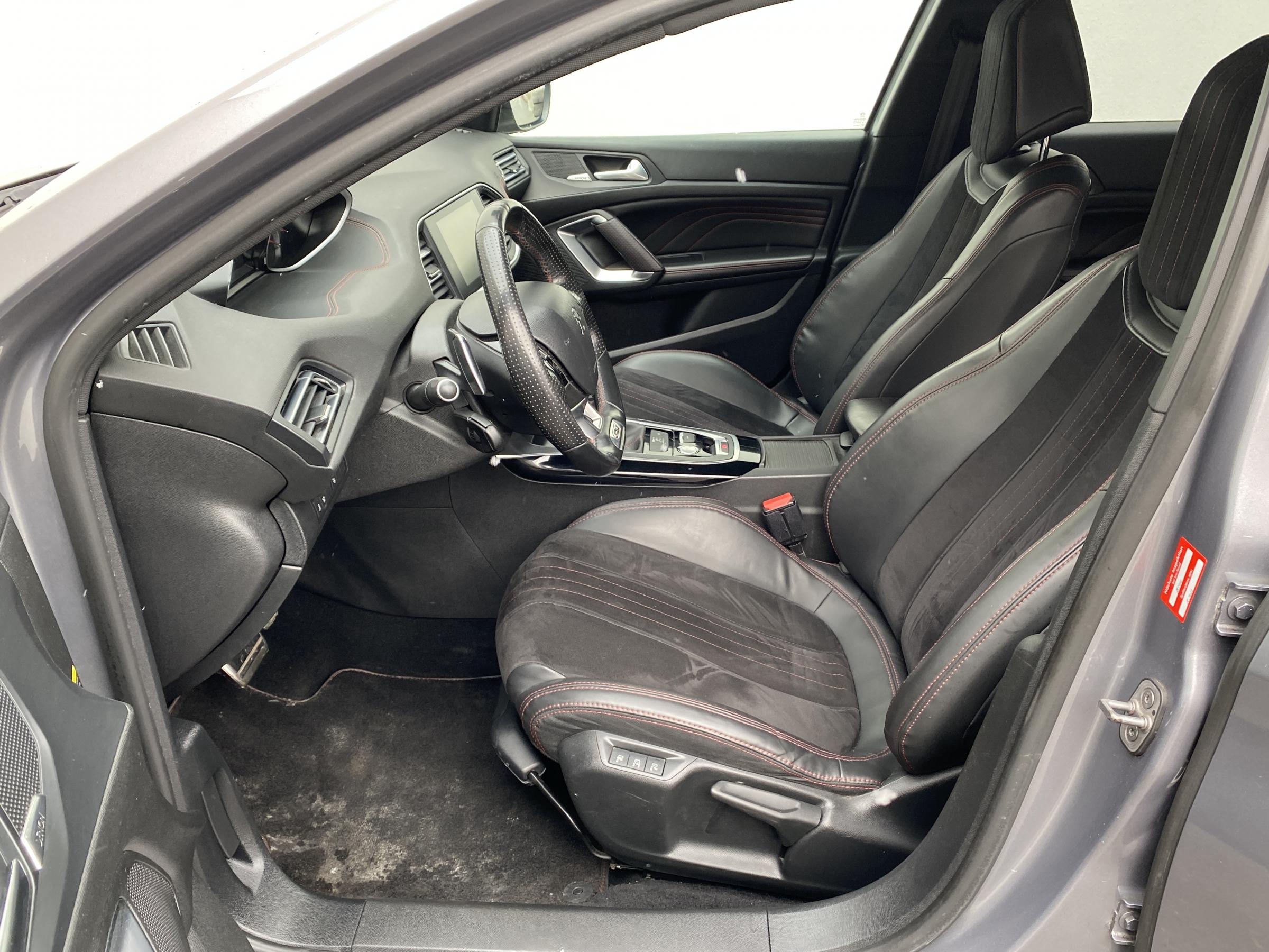 Peugeot 308, 2016 - pohled č. 9