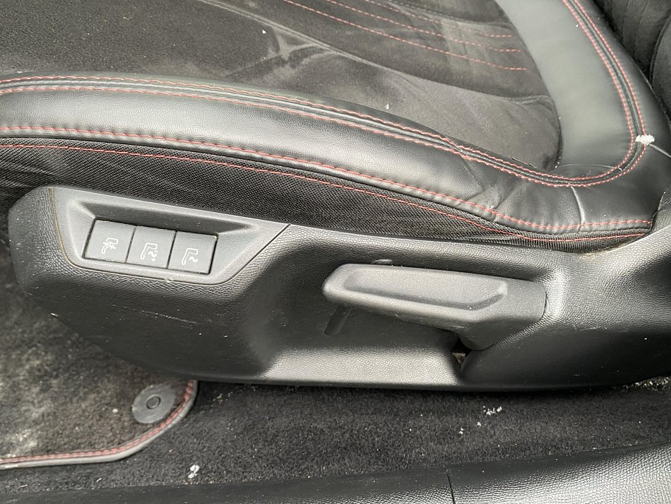 Peugeot 308 2.0 HDi GT SW