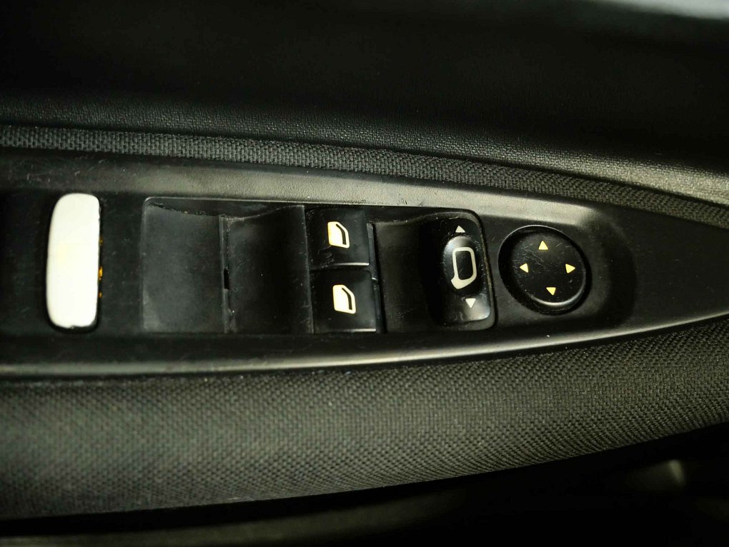 Citroën C4 1.6i 