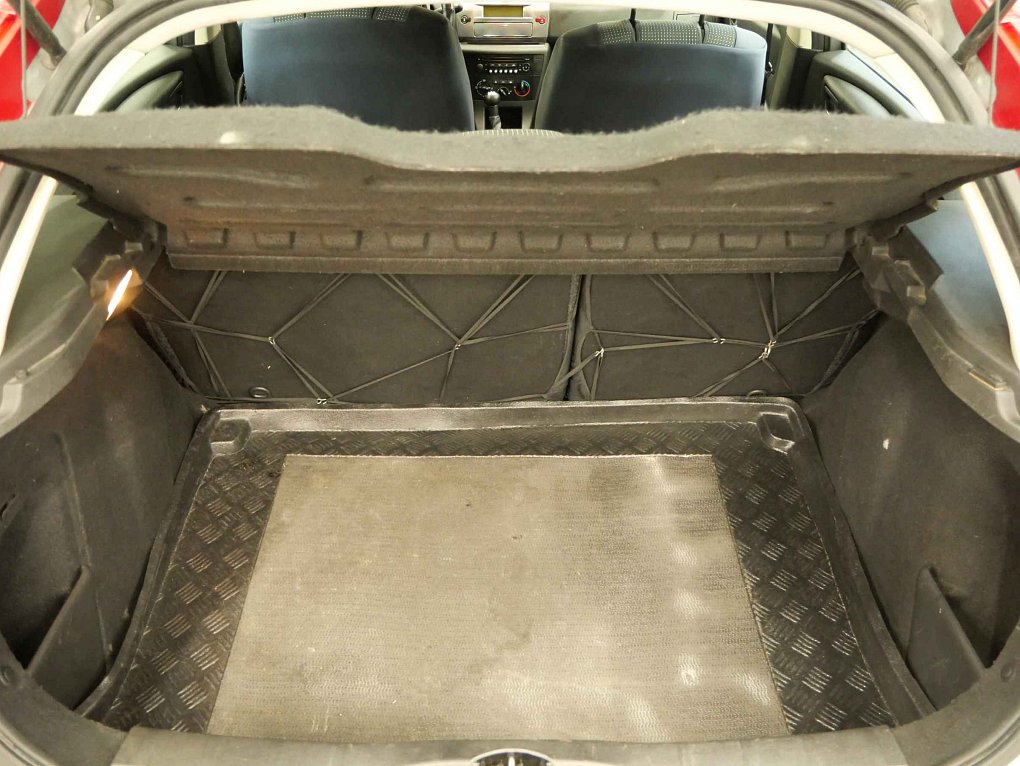 Citroën C4 1.6i 