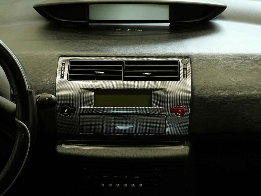 Citroën C4 1.6i 