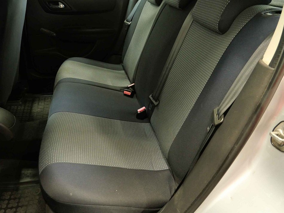 Citroën C4 1.6i 