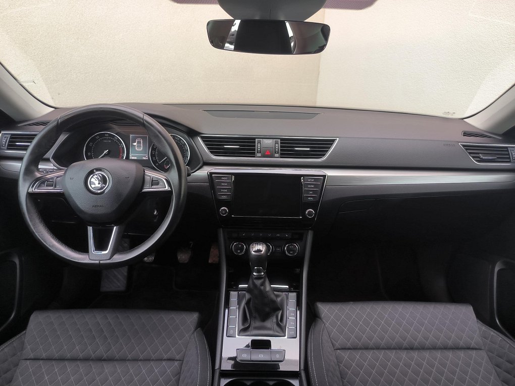 Škoda Superb III 1.4 TSi Style