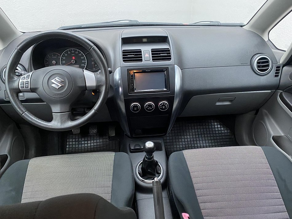 Suzuki SX4 1.6 VVT  4x4