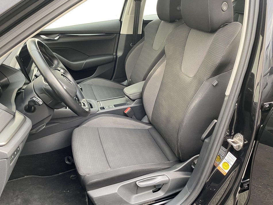 Škoda Octavia IV 1.5 TSi Ambition