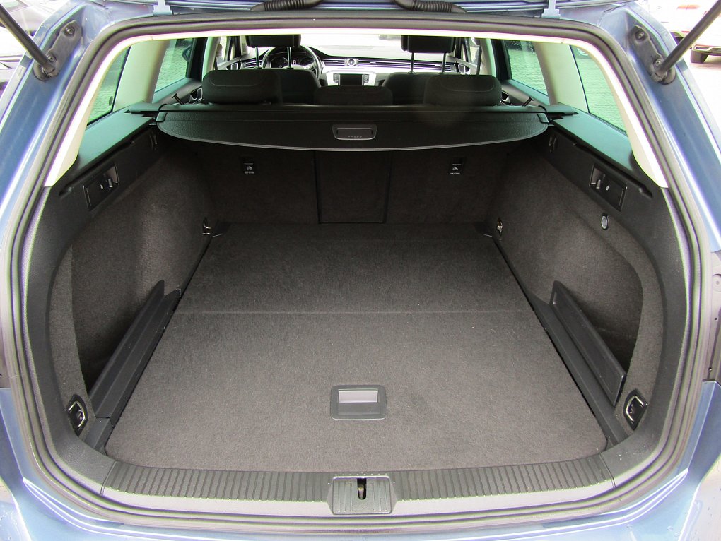 Volkswagen Passat 1.6 TDi 
