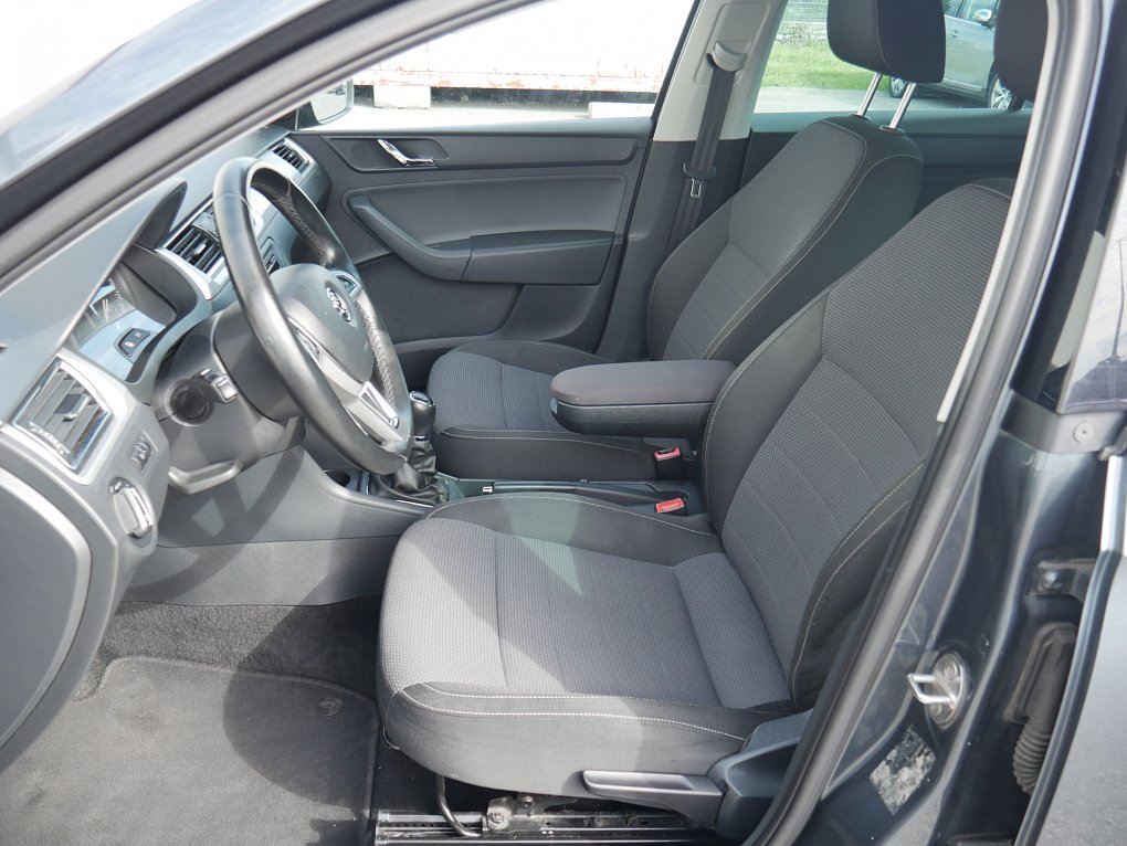 Škoda Rapid 1.6 TDi Elegance