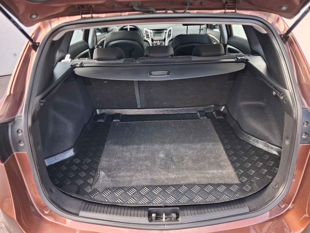 Hyundai I30 1.6i 