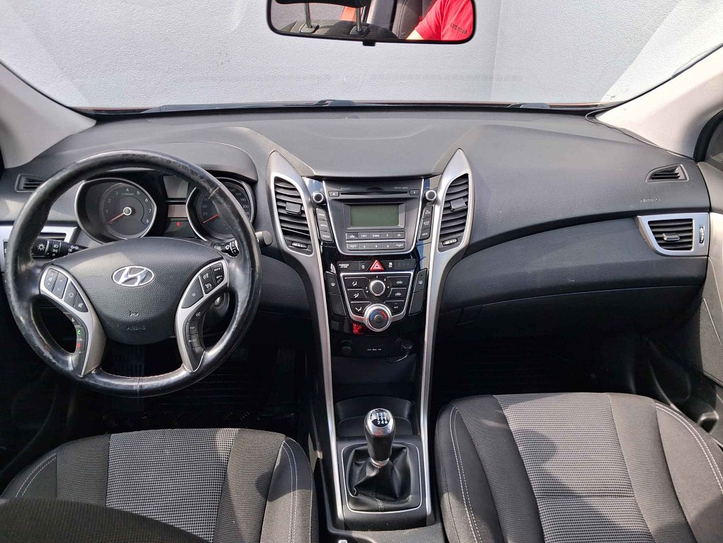 Hyundai I30 1.6i 