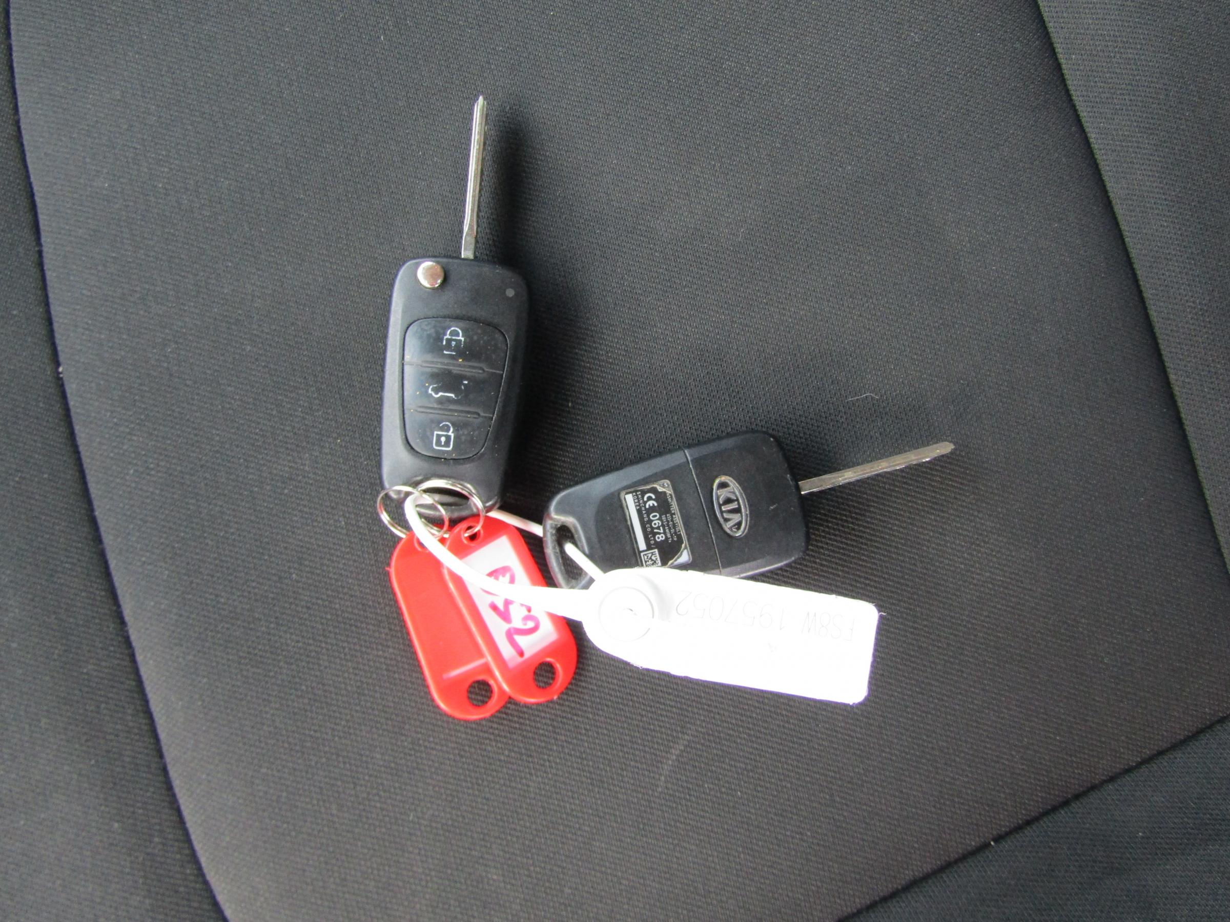 Kia Sportage, 2012 - pohled č. 18