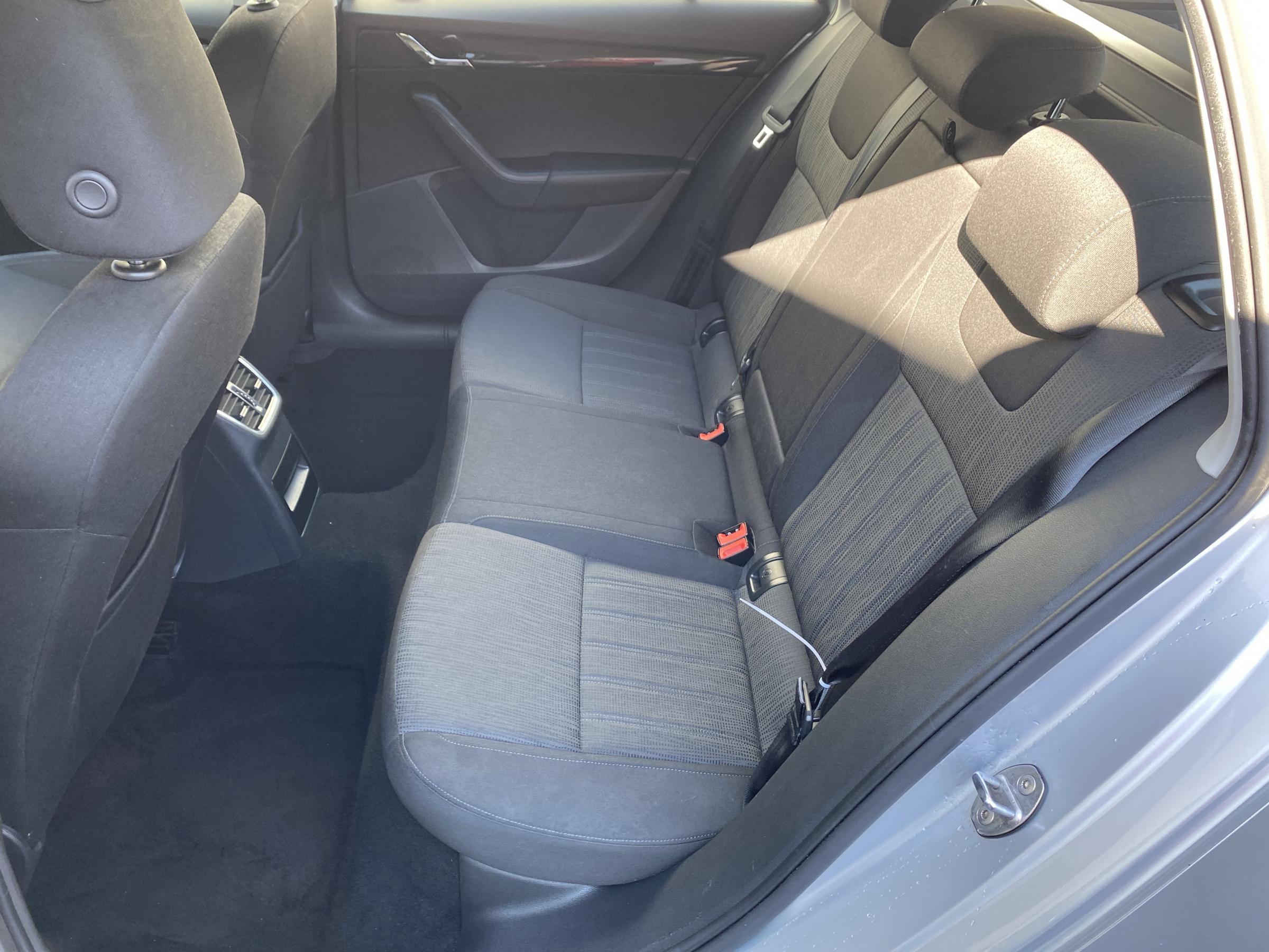 Škoda Octavia III, 2017 - pohled č. 13