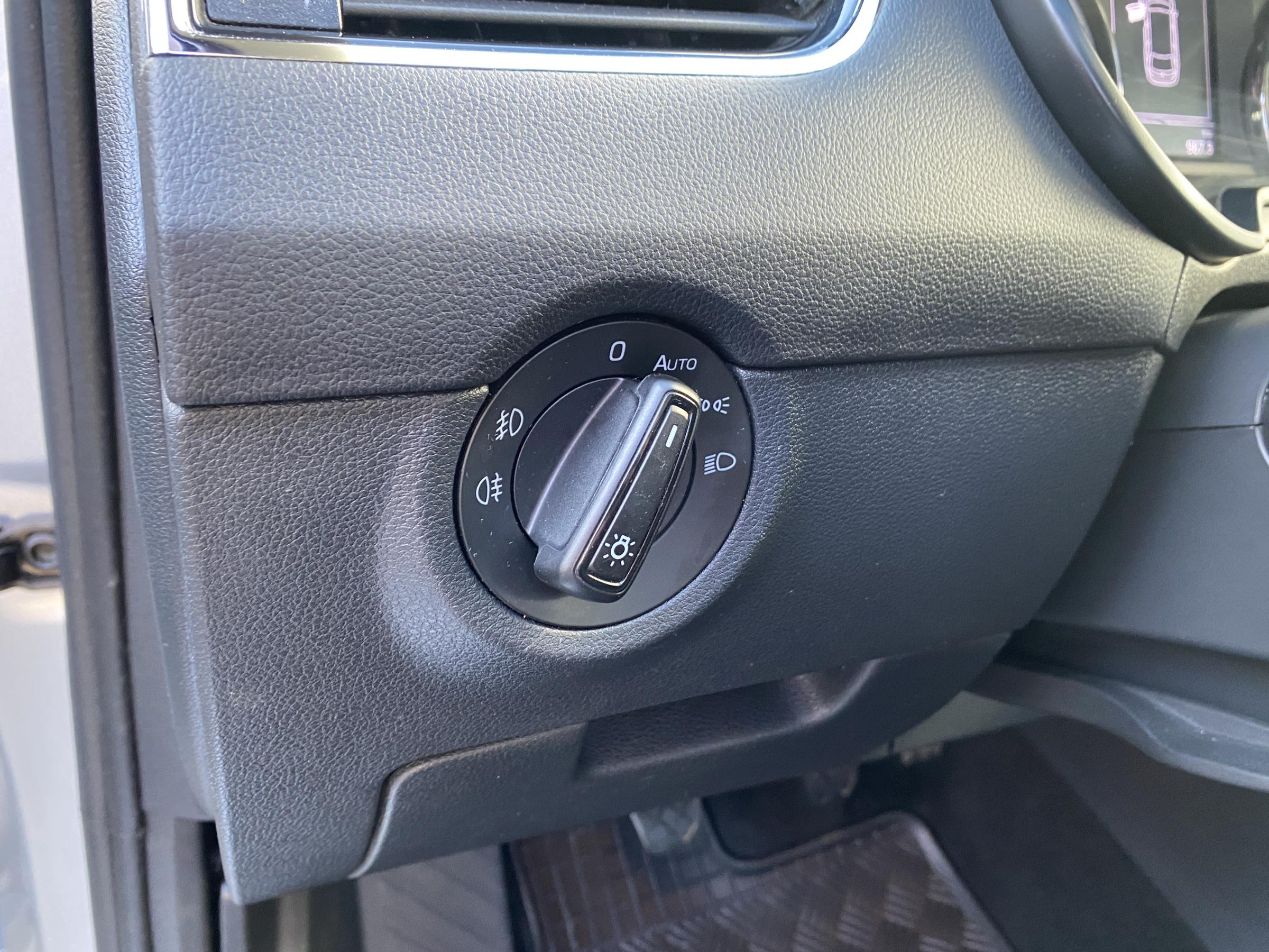 Škoda Octavia III, 2017 - pohled č. 16