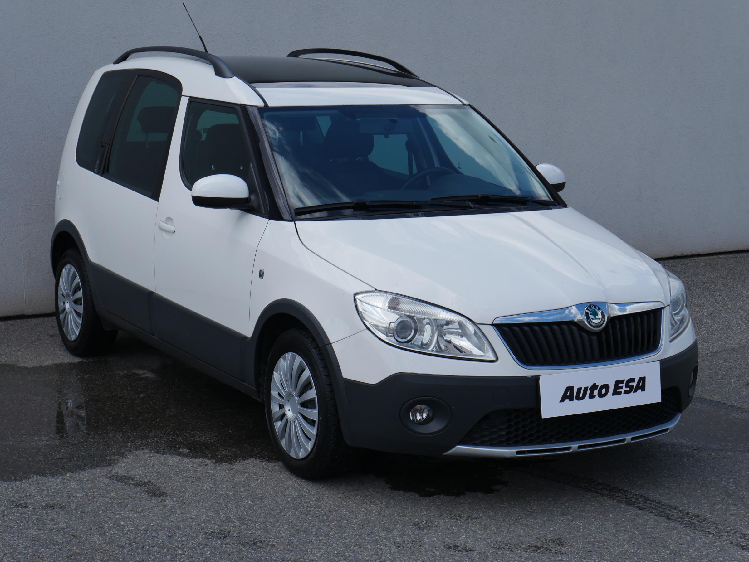 Škoda Roomster, 2011 - celkový pohled