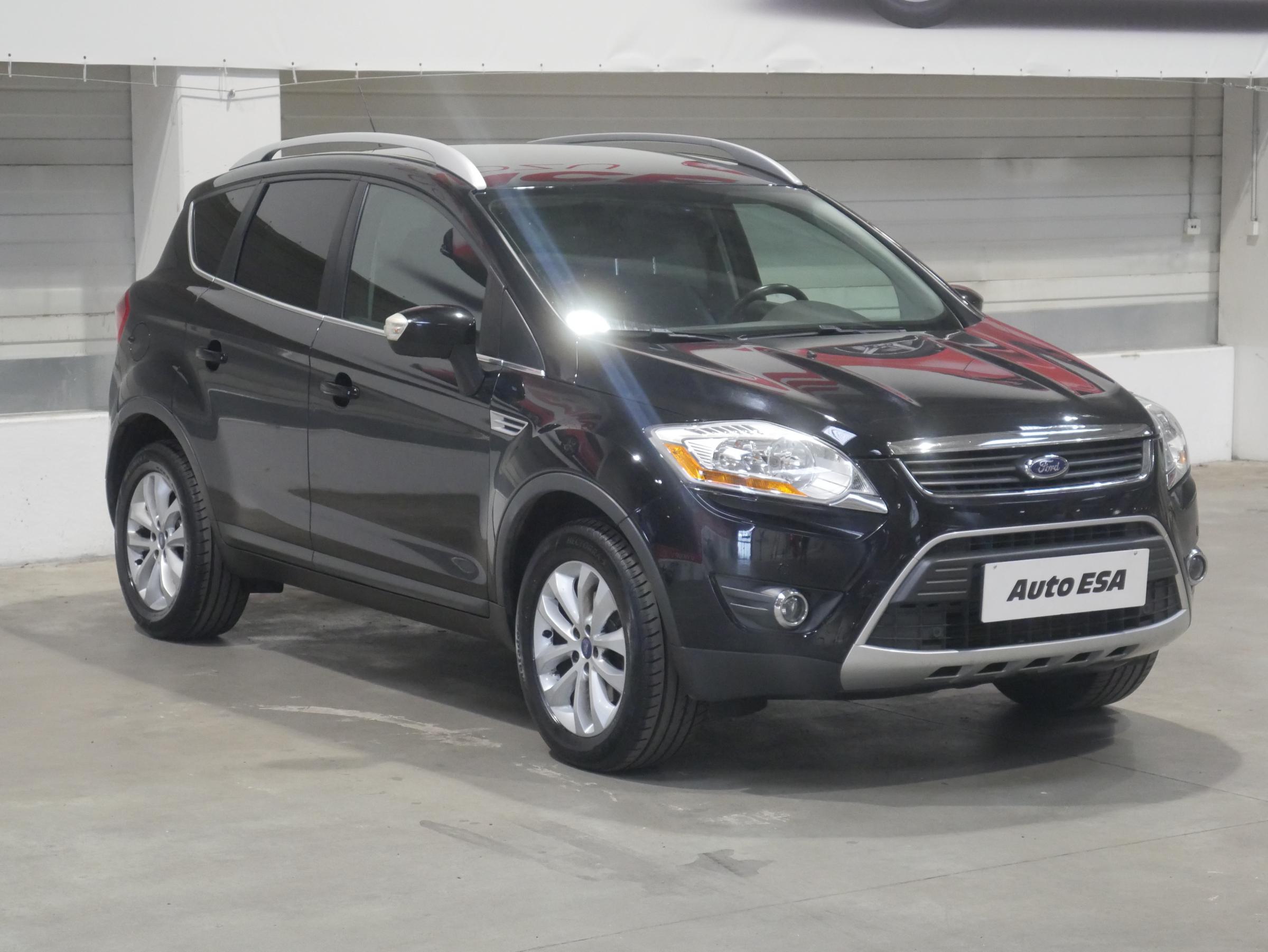 Ford Kuga, 2011 - celkový pohled