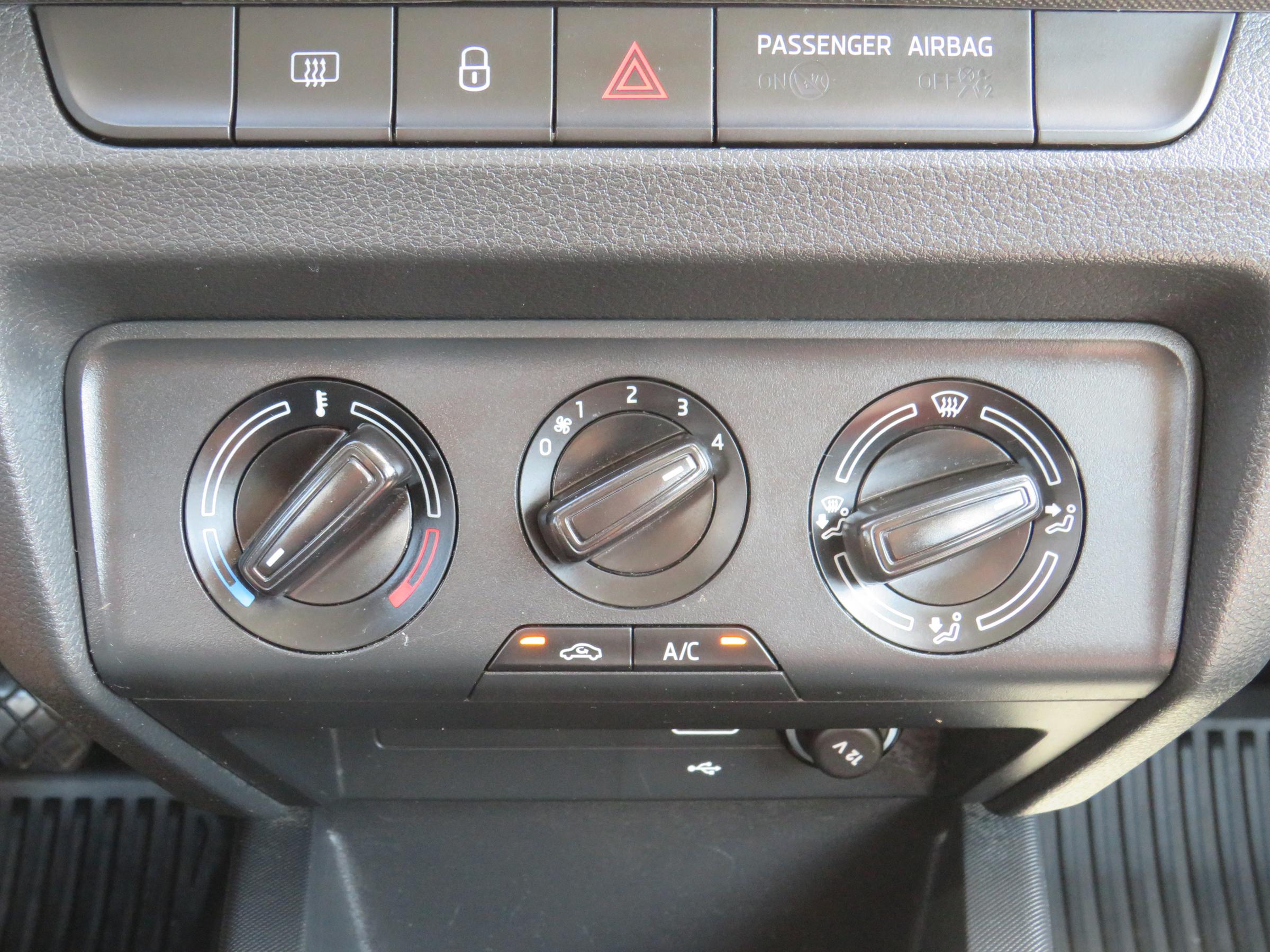 Škoda Fabia III, 2019 - pohled č. 15