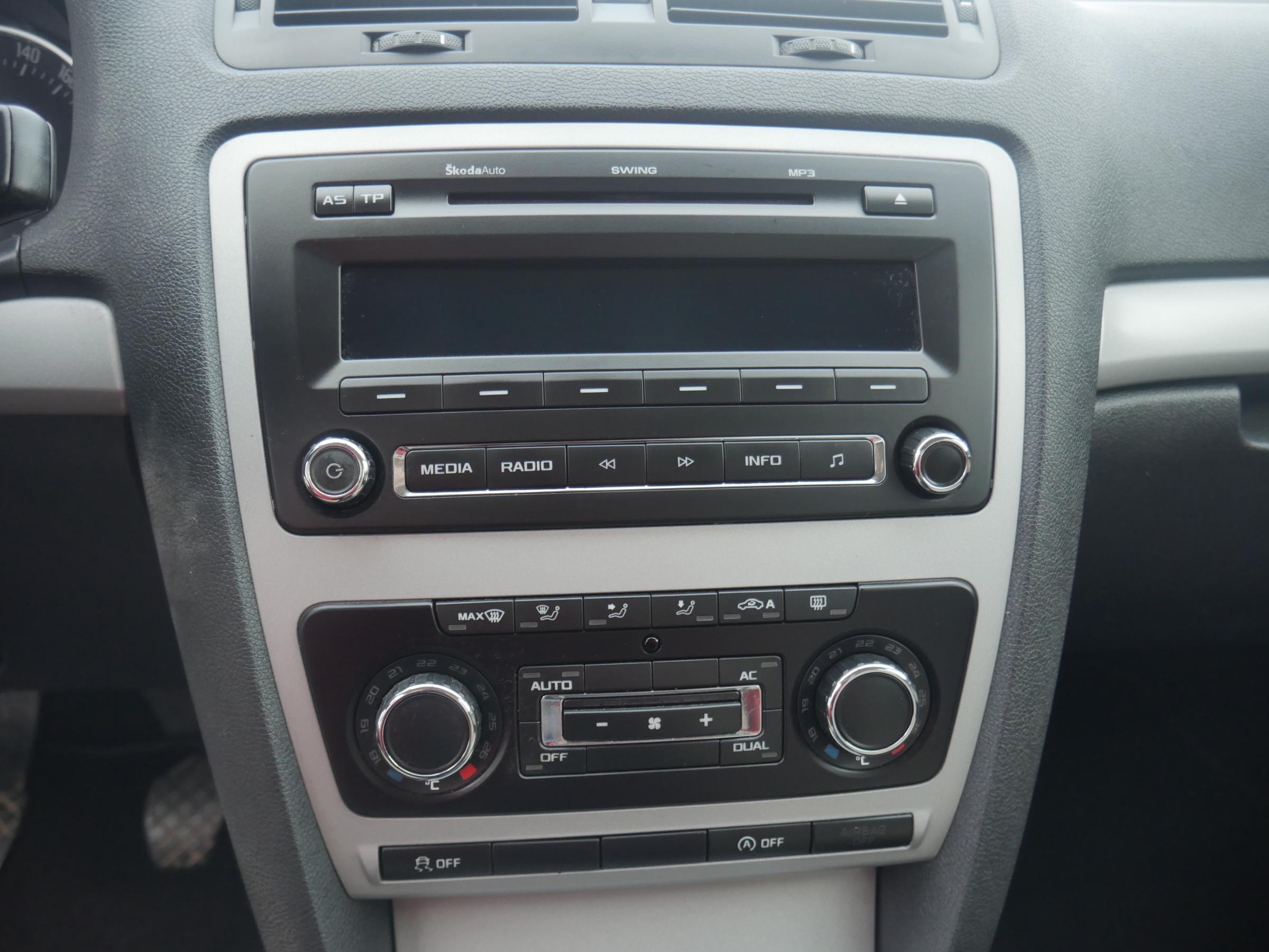 Škoda Octavia II, 2012 - pohled č. 11