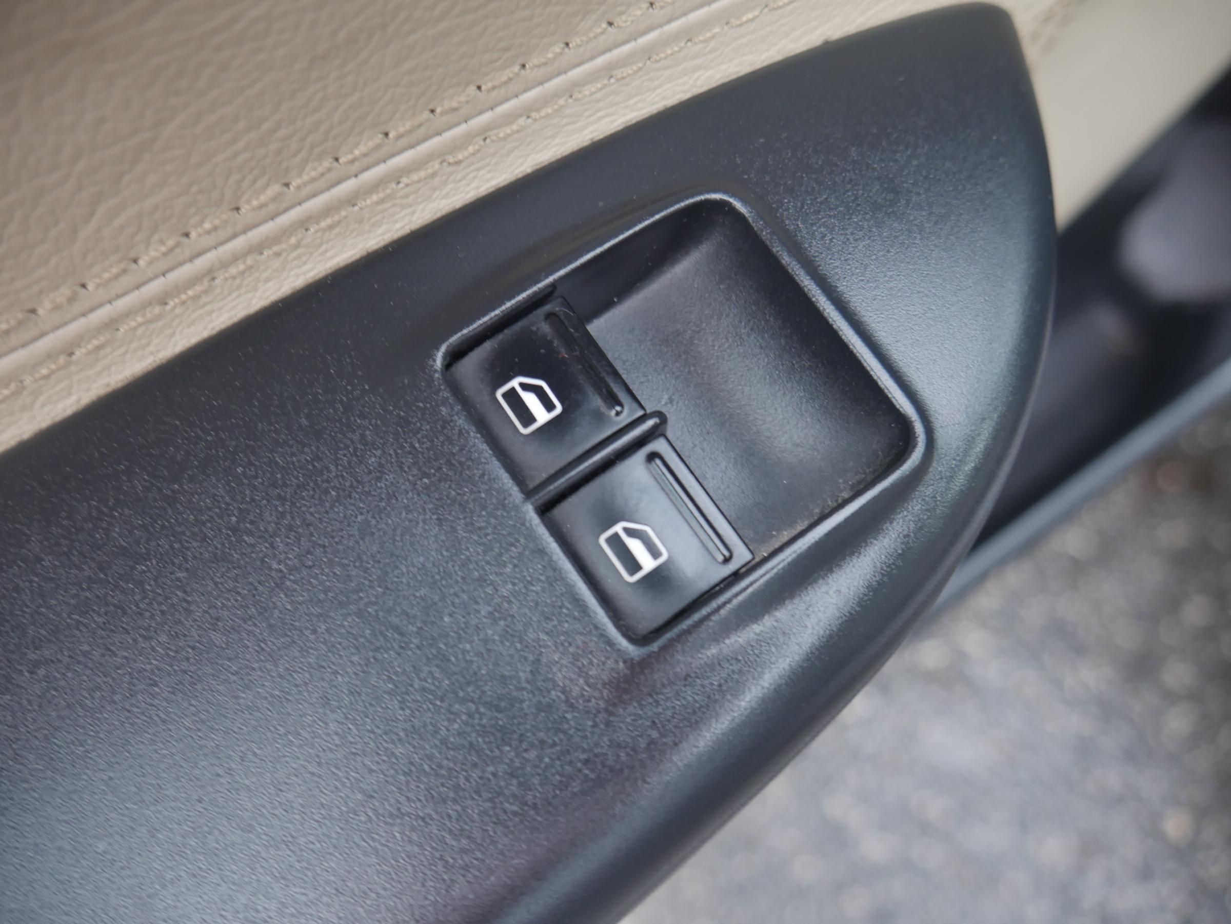 Škoda Octavia II, 2012 - pohled č. 13