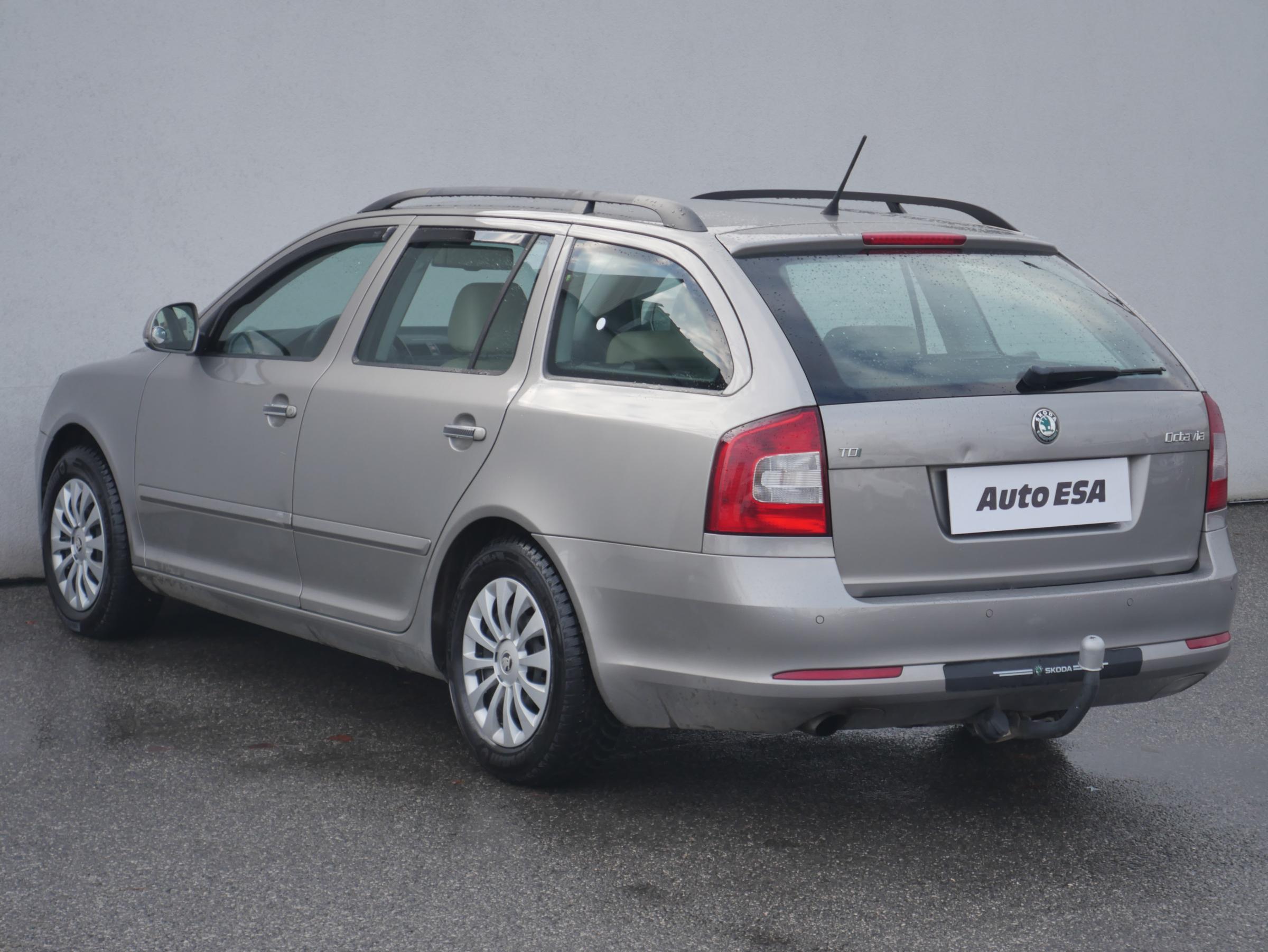 Škoda Octavia II, 2012 - pohled č. 6