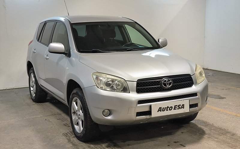 Toyota RAV4 2.0i  4x4