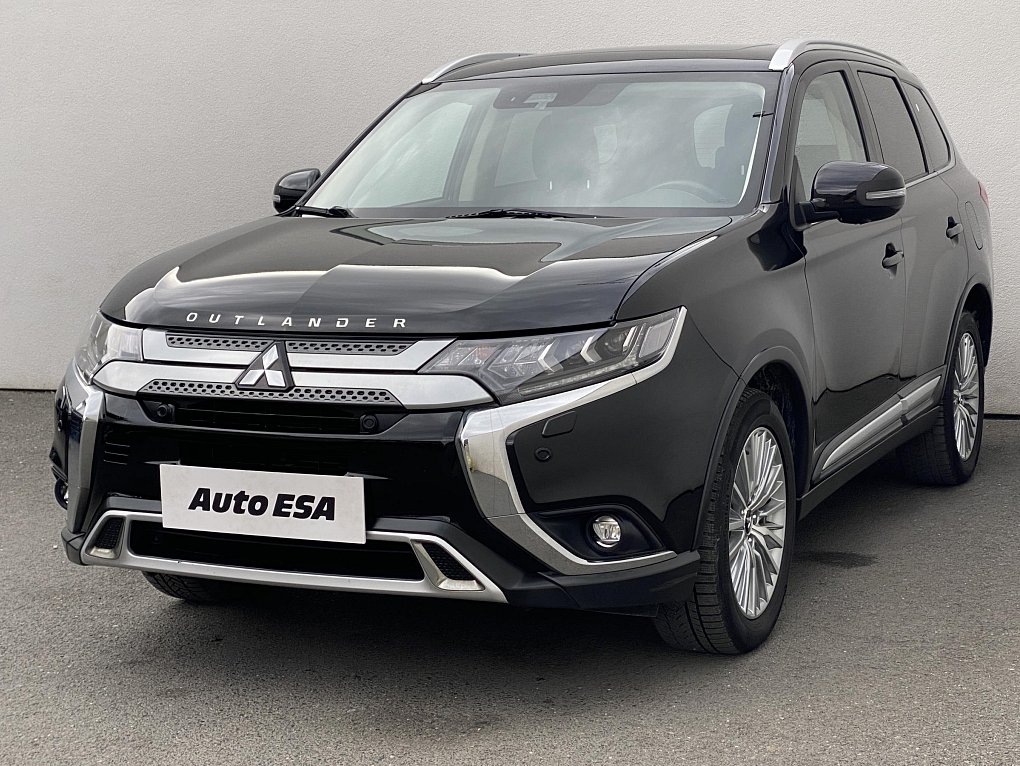 Mitsubishi Outlander 2.0 MIVEC Instyle AWD