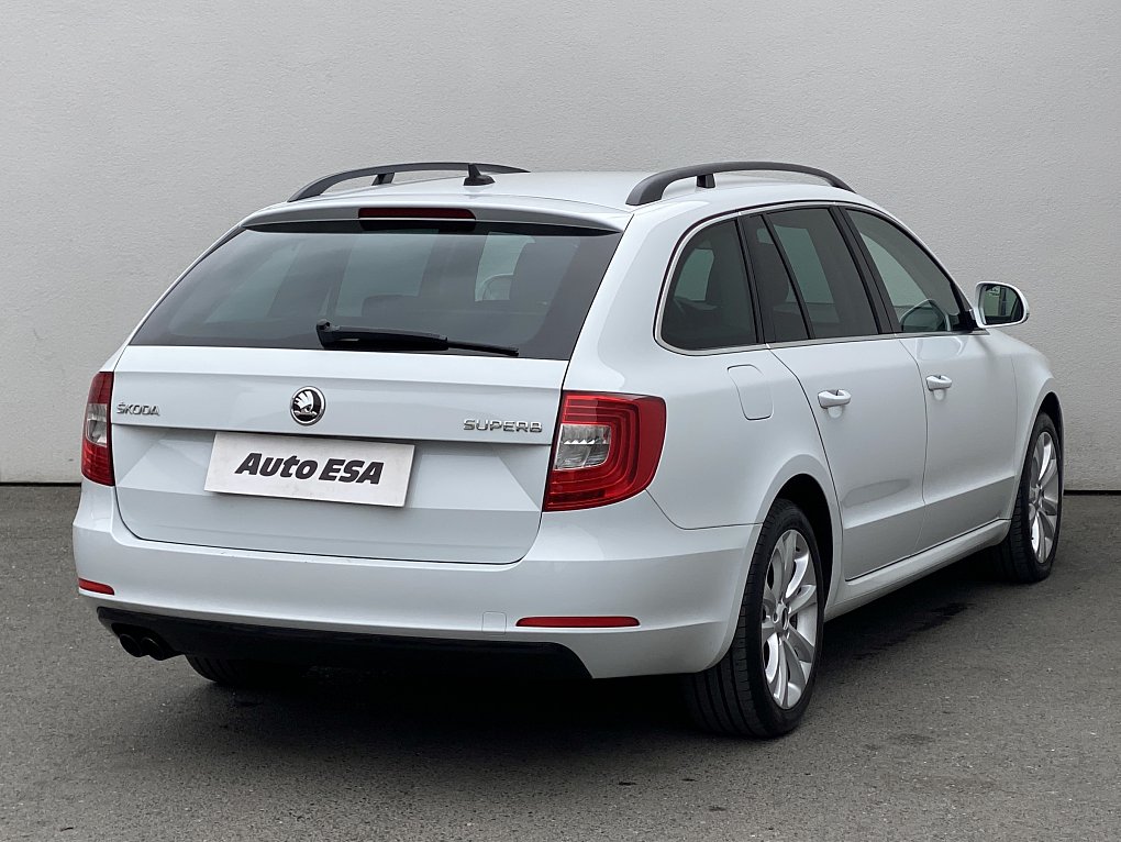 Škoda Superb II 2.0 TDi Ambition