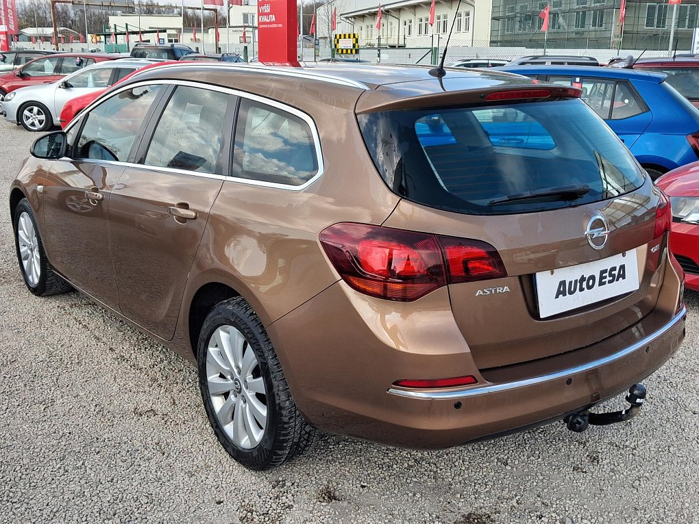 Opel Astra 1.6CDTi 