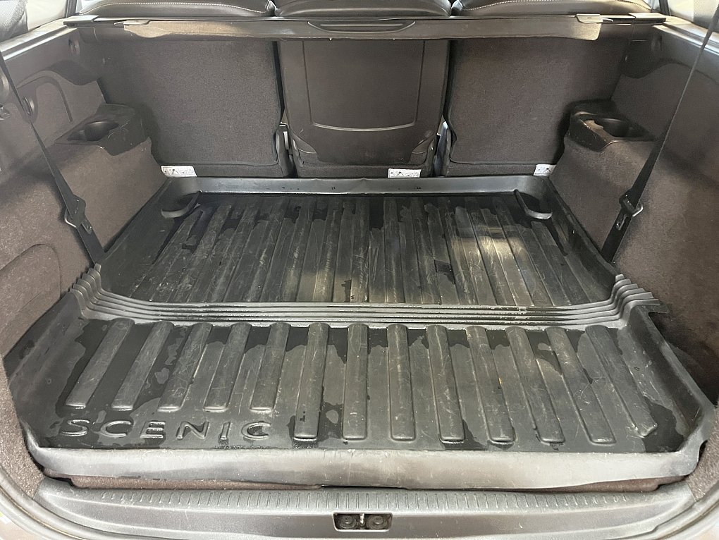 Renault Grand Scénic 2.0 dCi  7míst