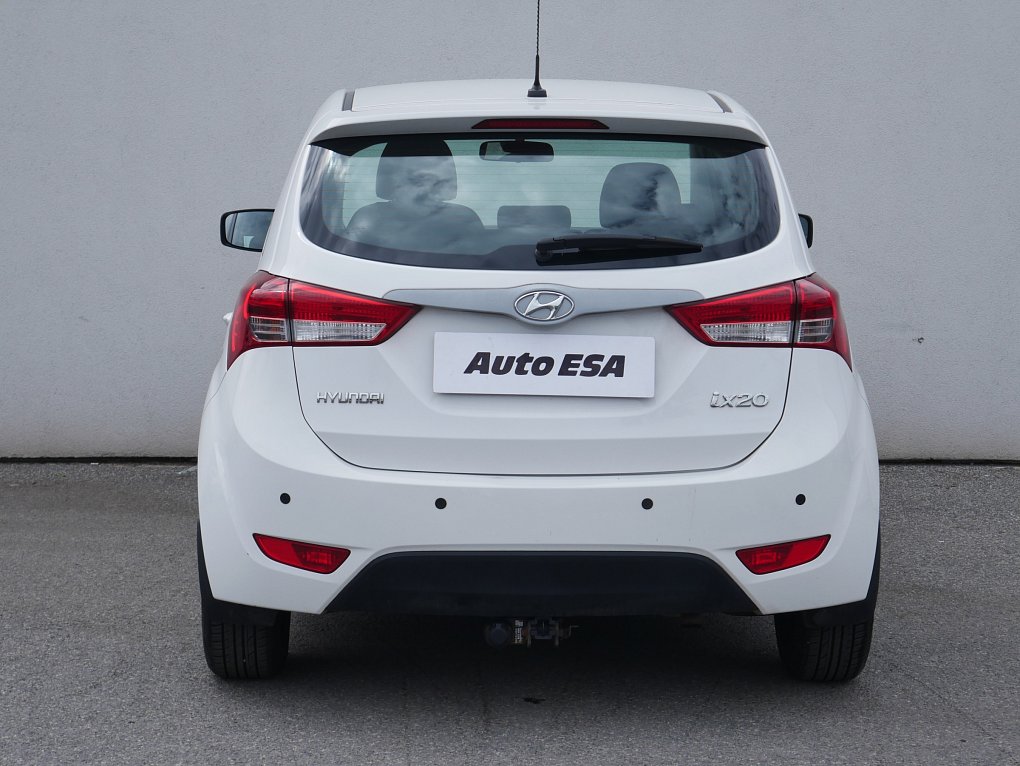 Hyundai Ix20 1.4i 