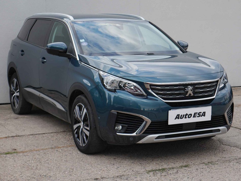 Peugeot 5008 1.2PT Allure