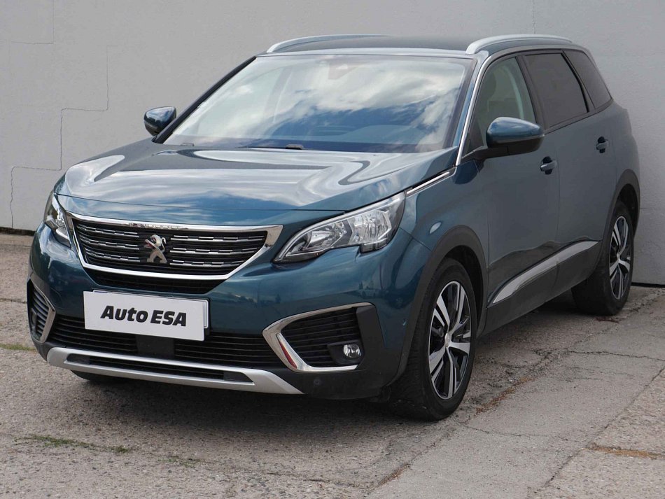 Peugeot 5008 1.2PT Allure