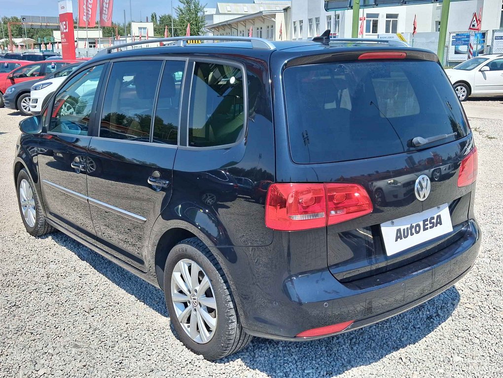 Volkswagen Touran 2.0 TDi 