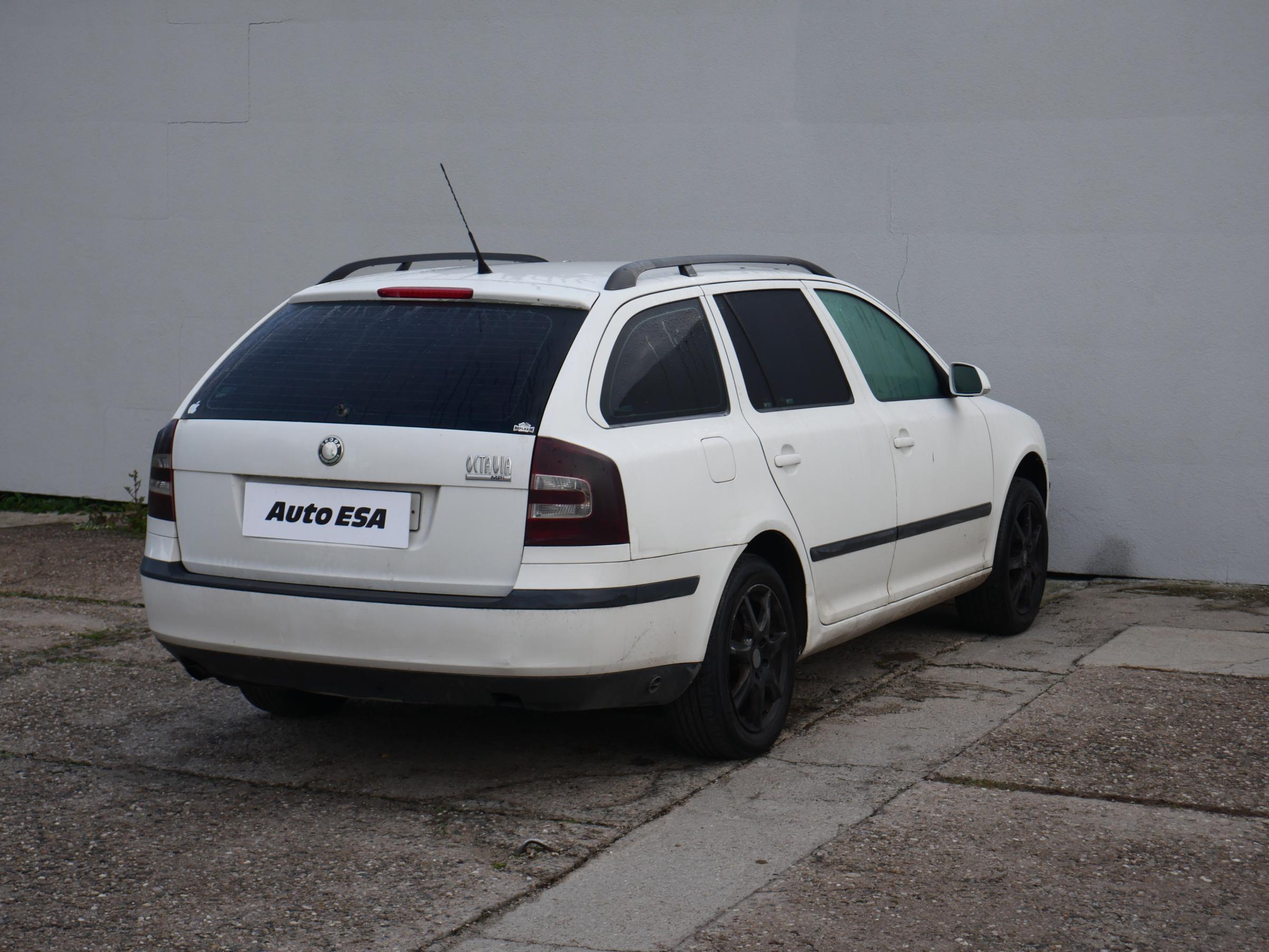 Škoda Octavia II, 2008 - pohled č. 6