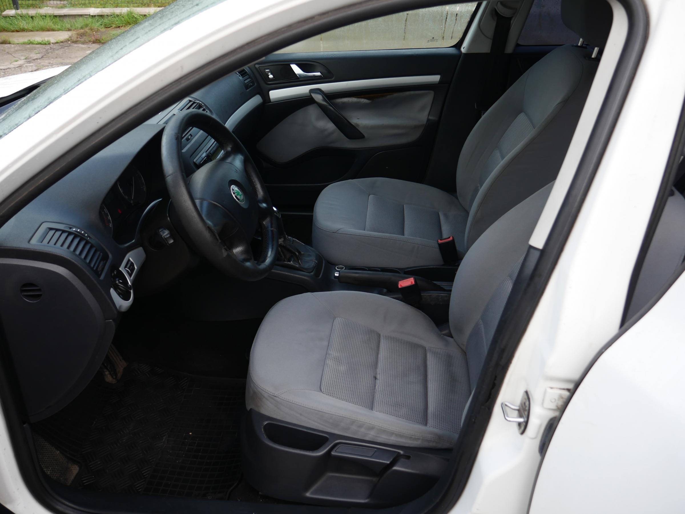 Škoda Octavia II, 2008 - pohled č. 9