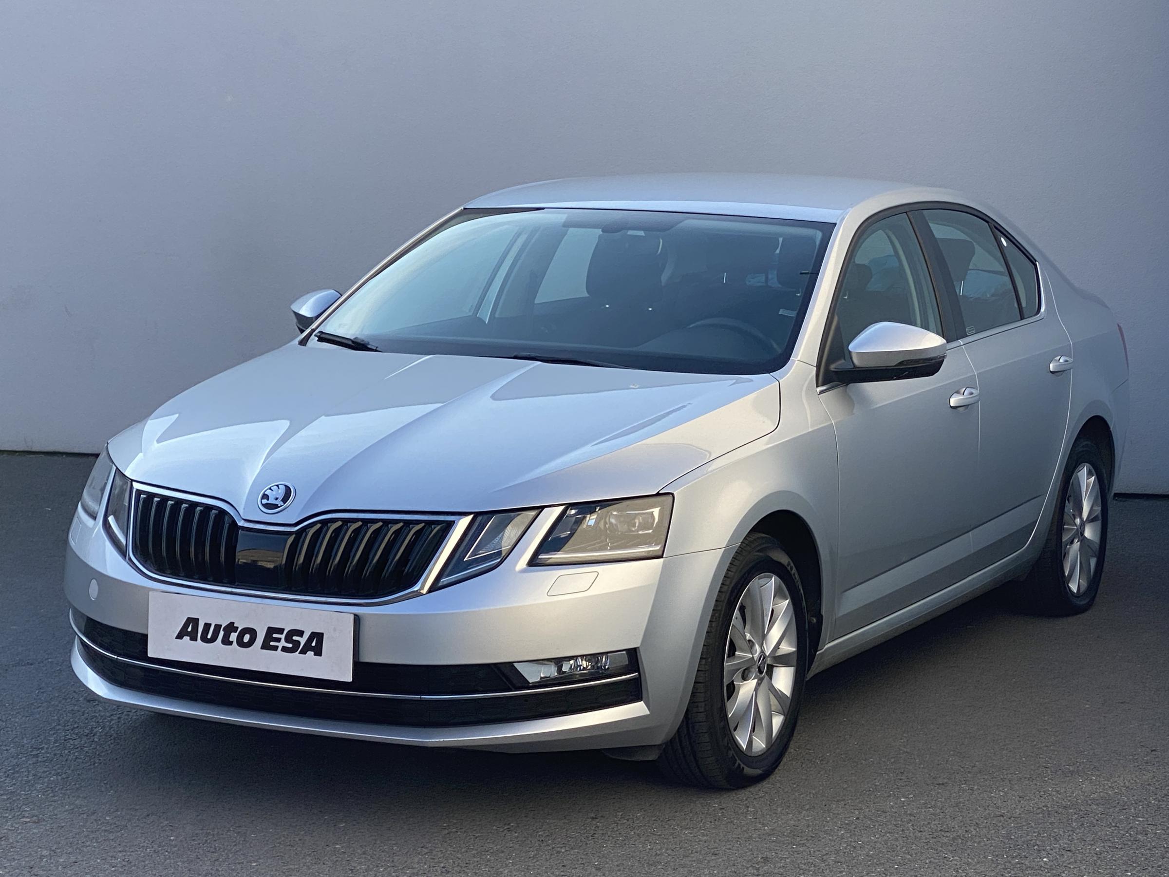 Škoda Octavia III, 2017 - pohled č. 3
