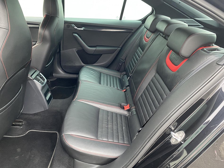 Škoda Octavia III 2.0 TSi RS Challange