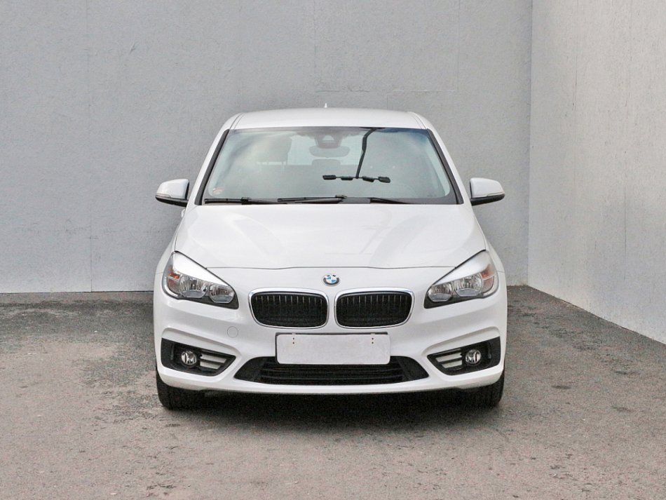 BMW Řada 2 2.0D M Sport 218d