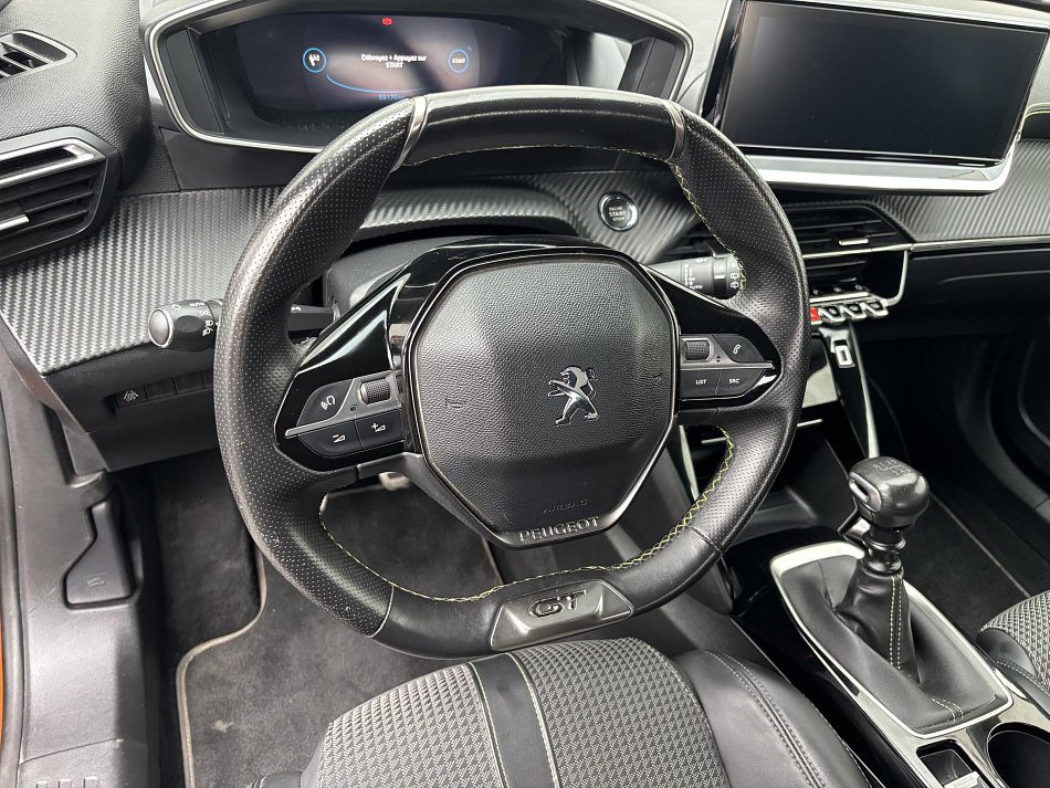 Peugeot 2008 1.2 PT GT Line