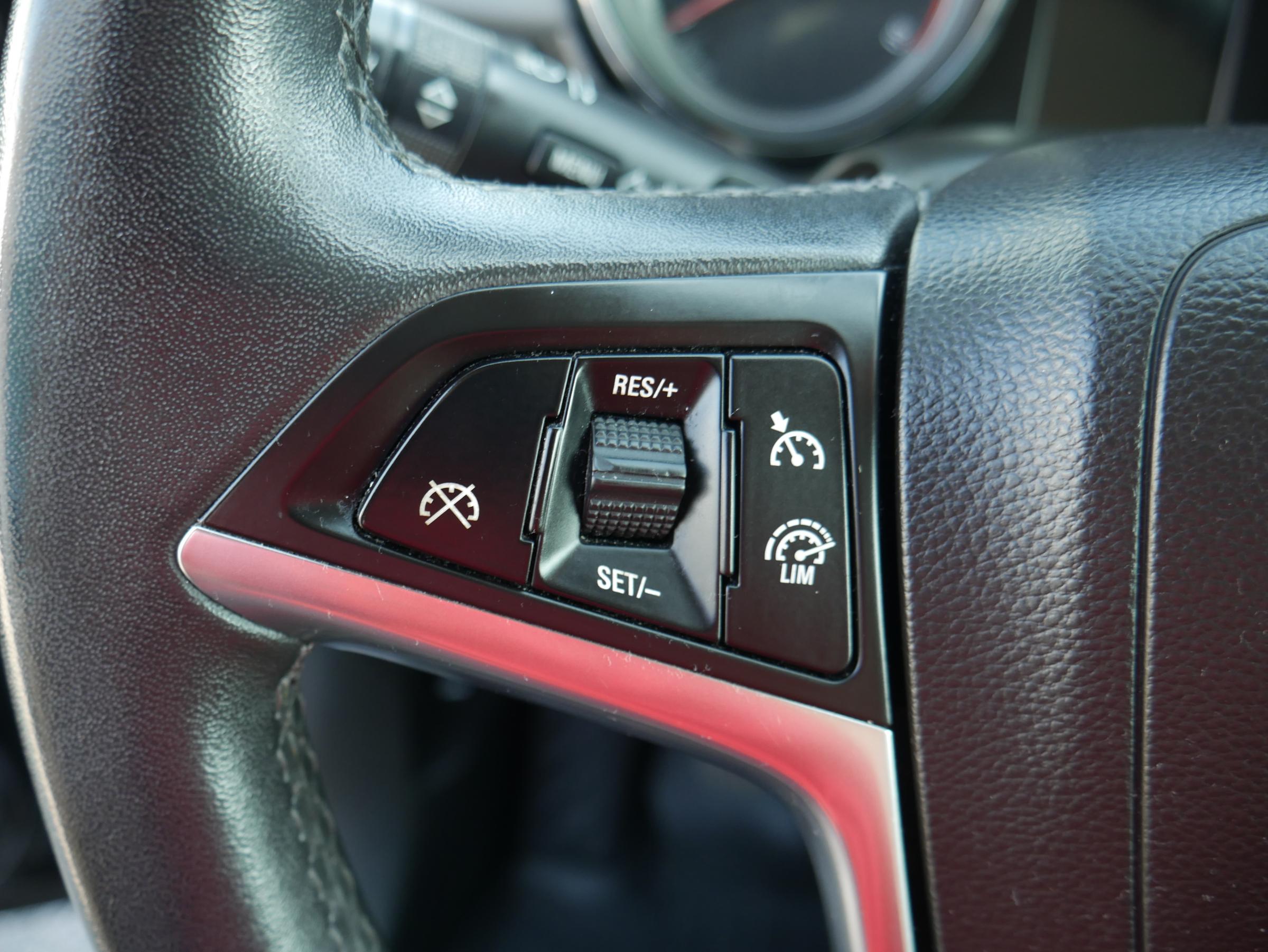 Opel Zafira, 2014 - pohled č. 13