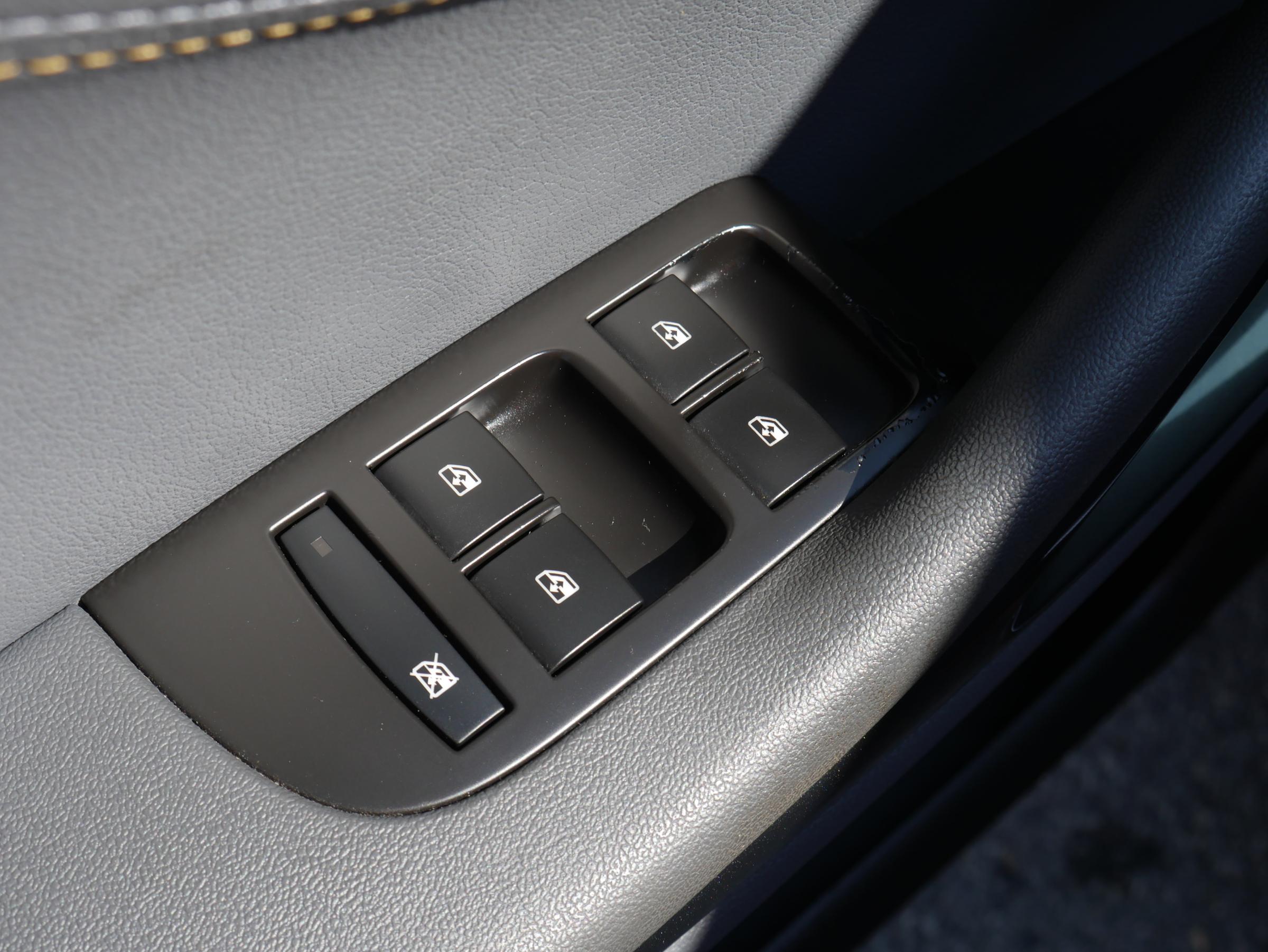 Opel Zafira, 2014 - pohled č. 15