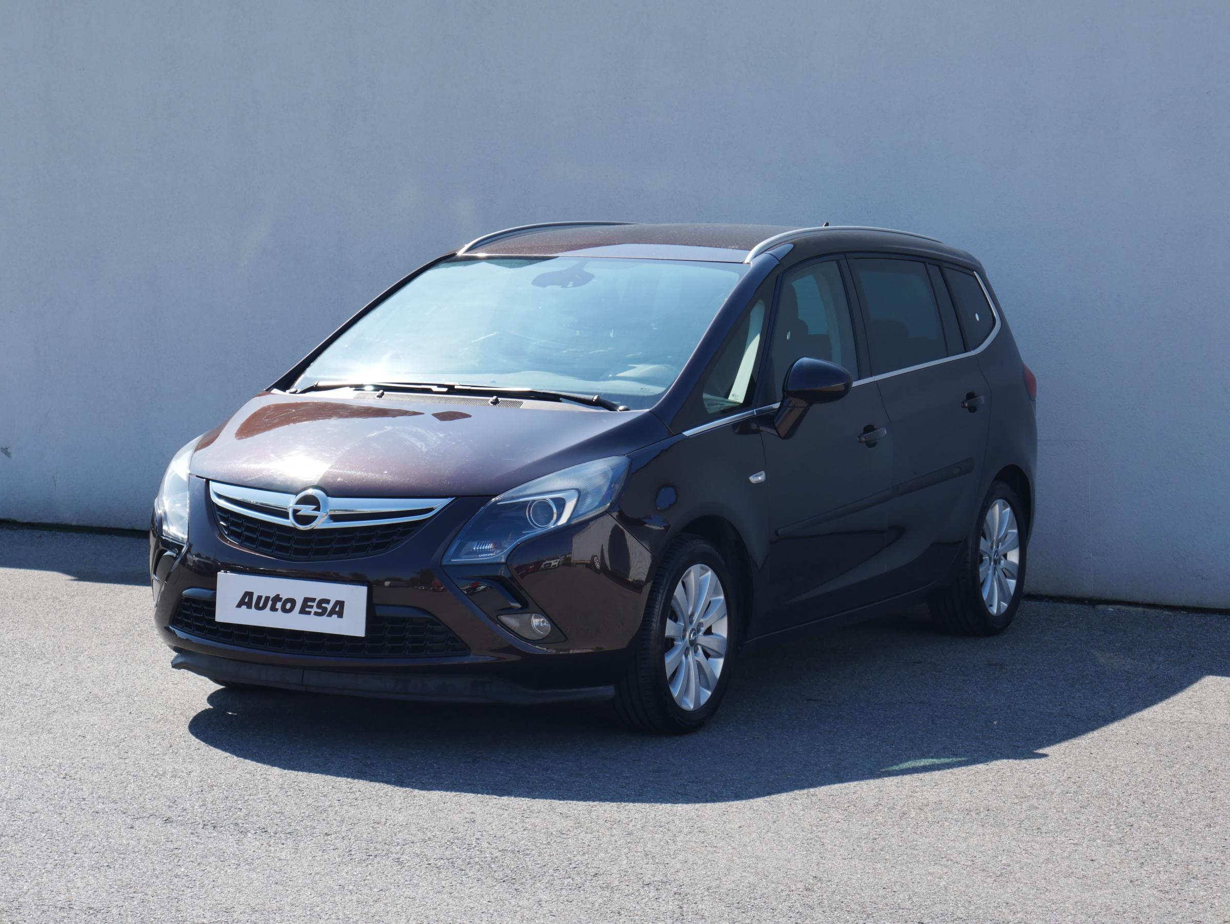 Opel Zafira, 2014 - pohled č. 3