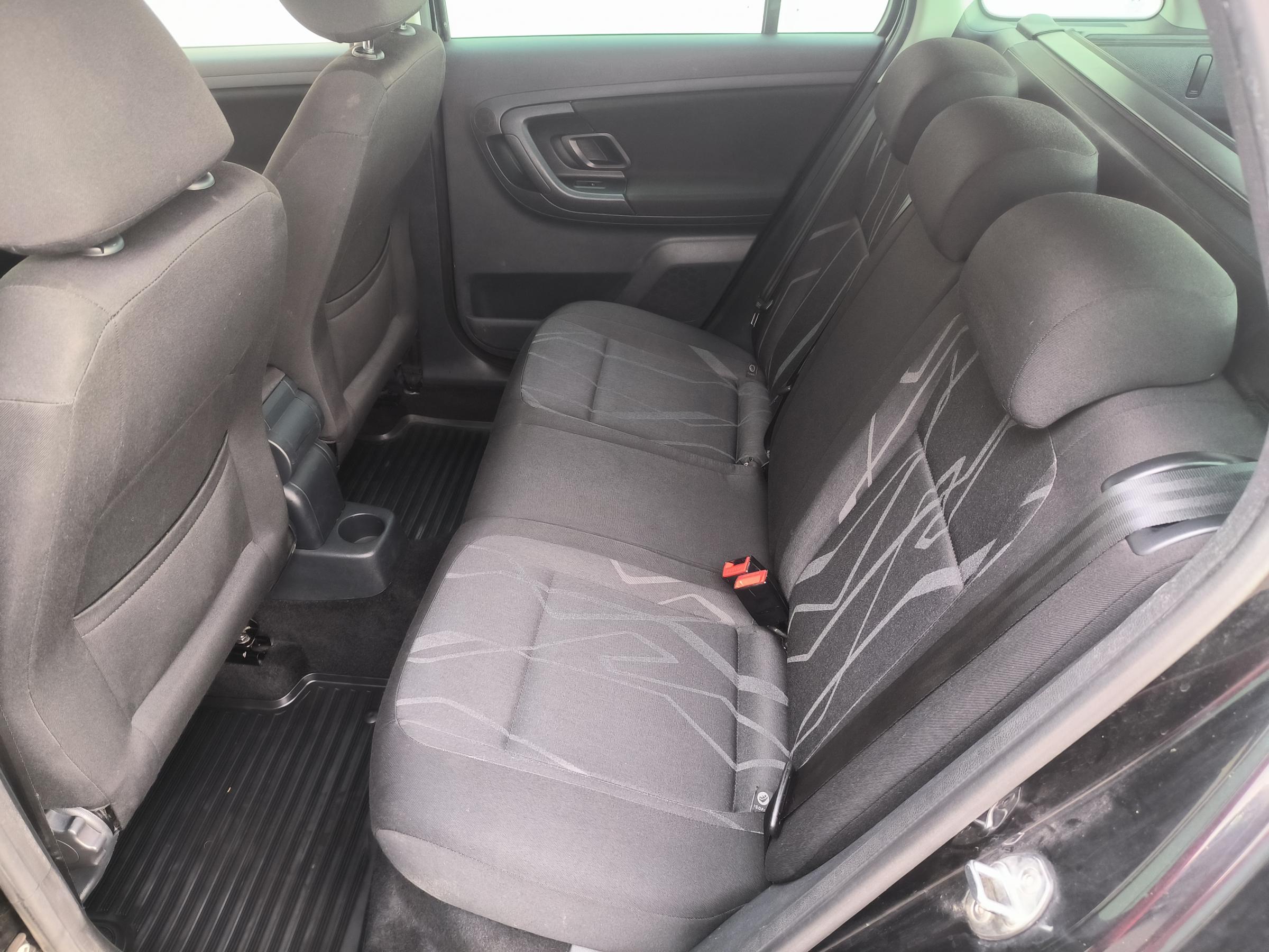 Škoda Fabia II, 2014 - pohled č. 10