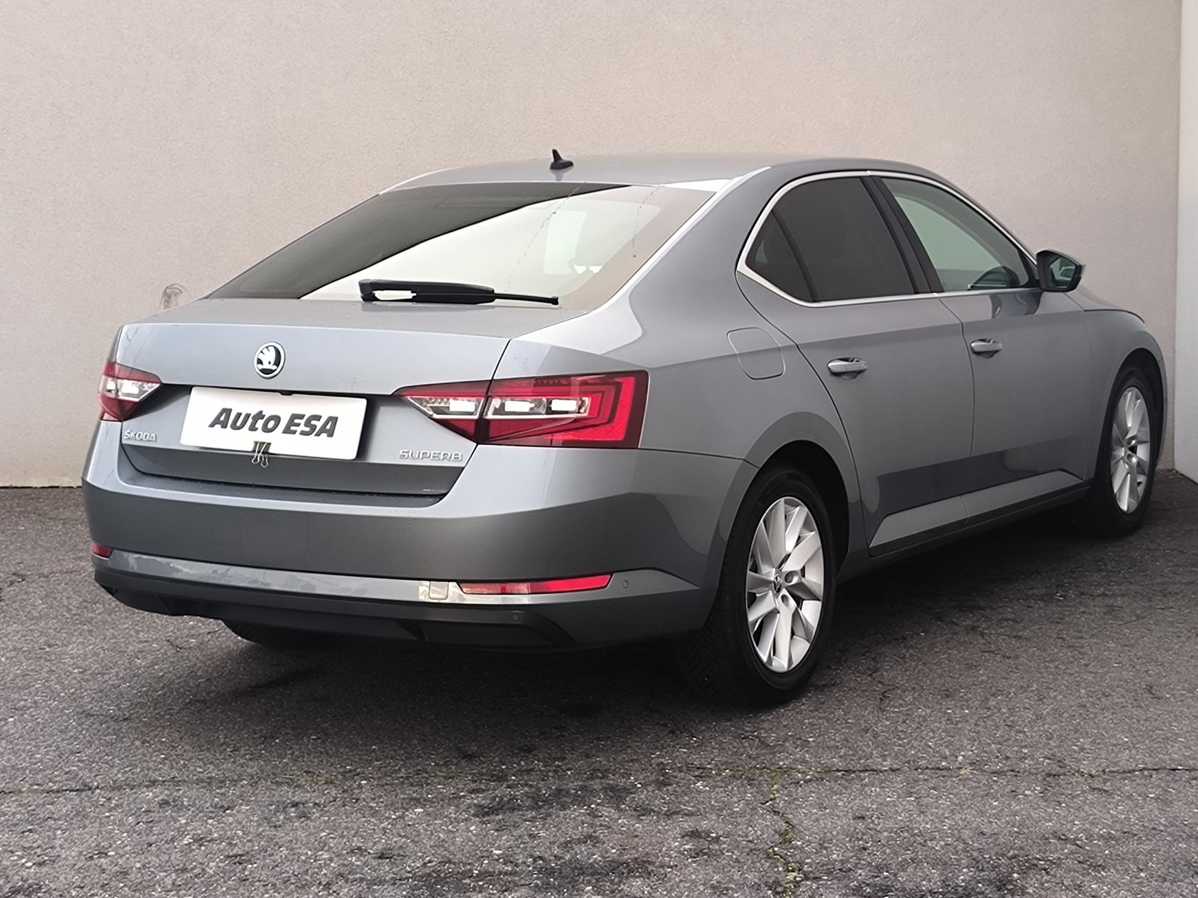 Škoda Superb III, 2016 - pohled č. 4