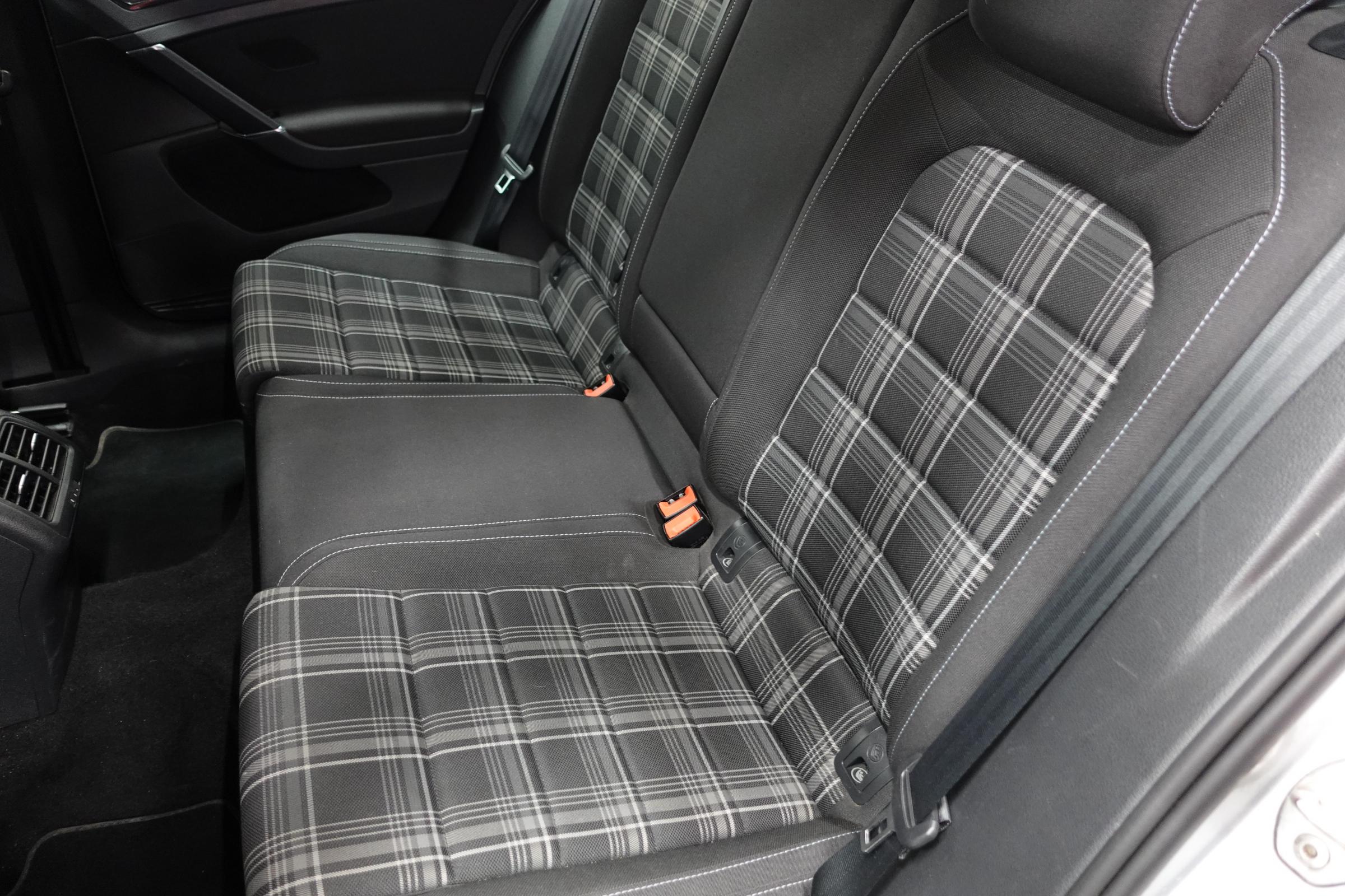 Volkswagen Golf, 2015 - pohled č. 10