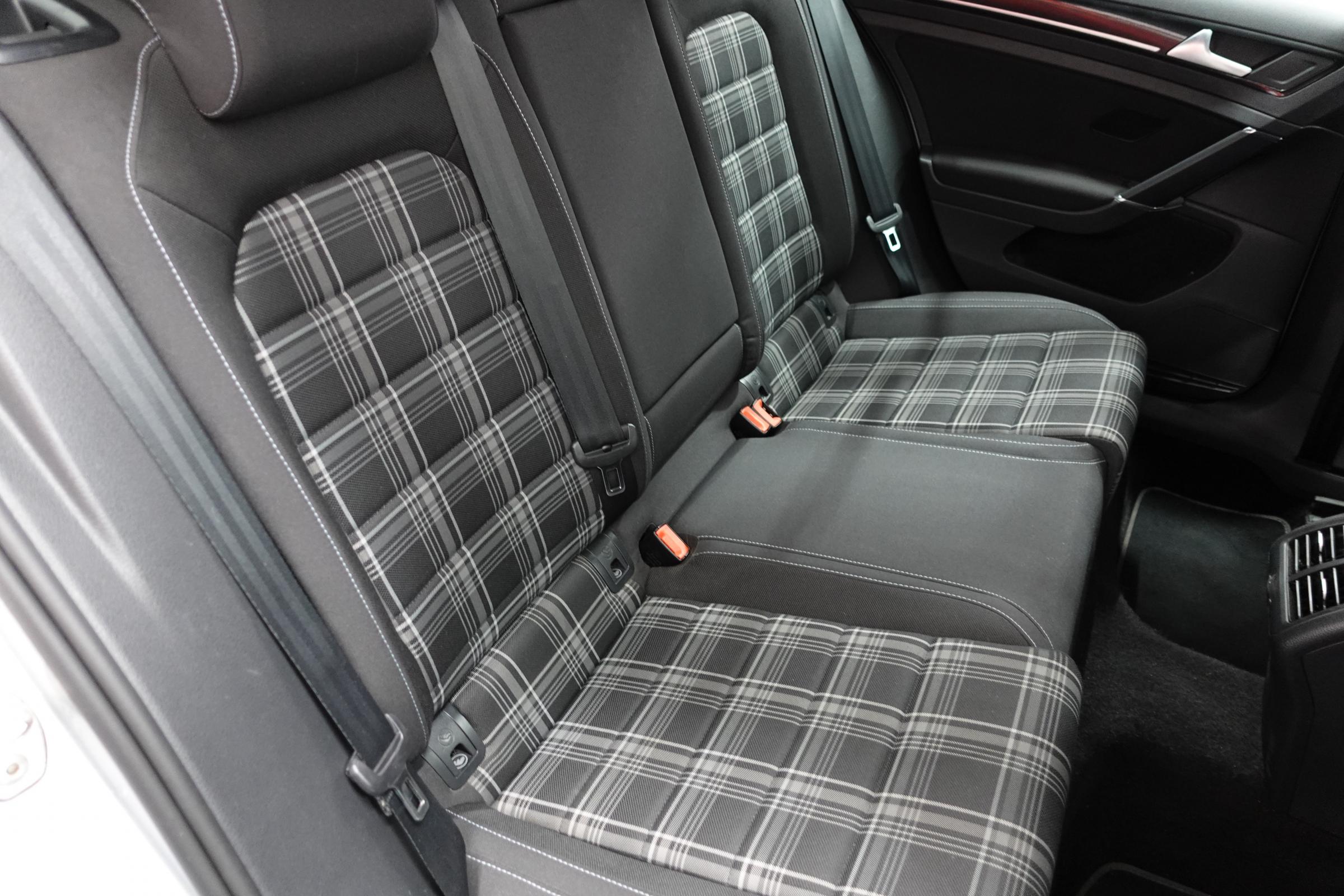 Volkswagen Golf, 2015 - pohled č. 12