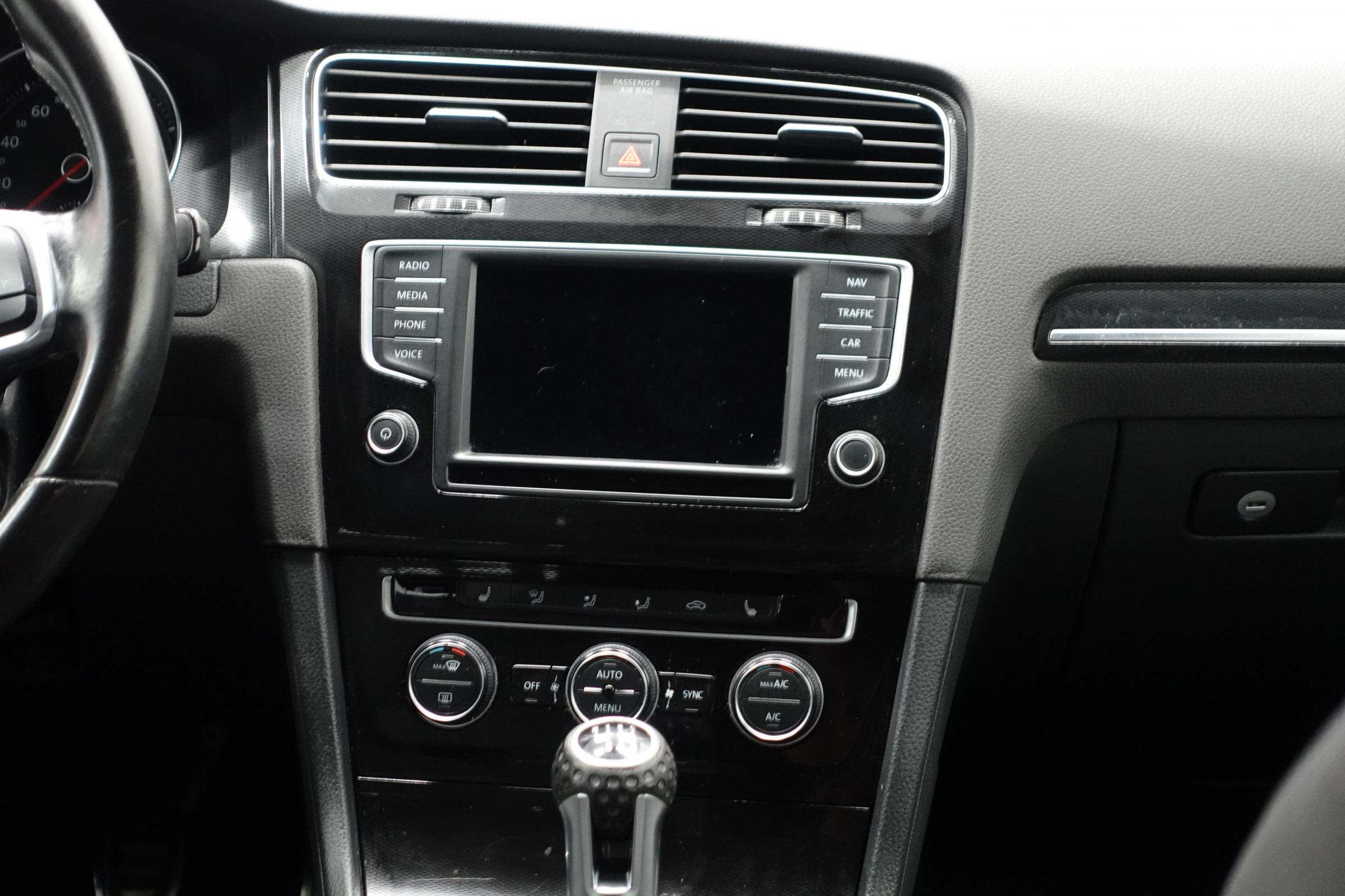 Volkswagen Golf, 2015 - pohled č. 13