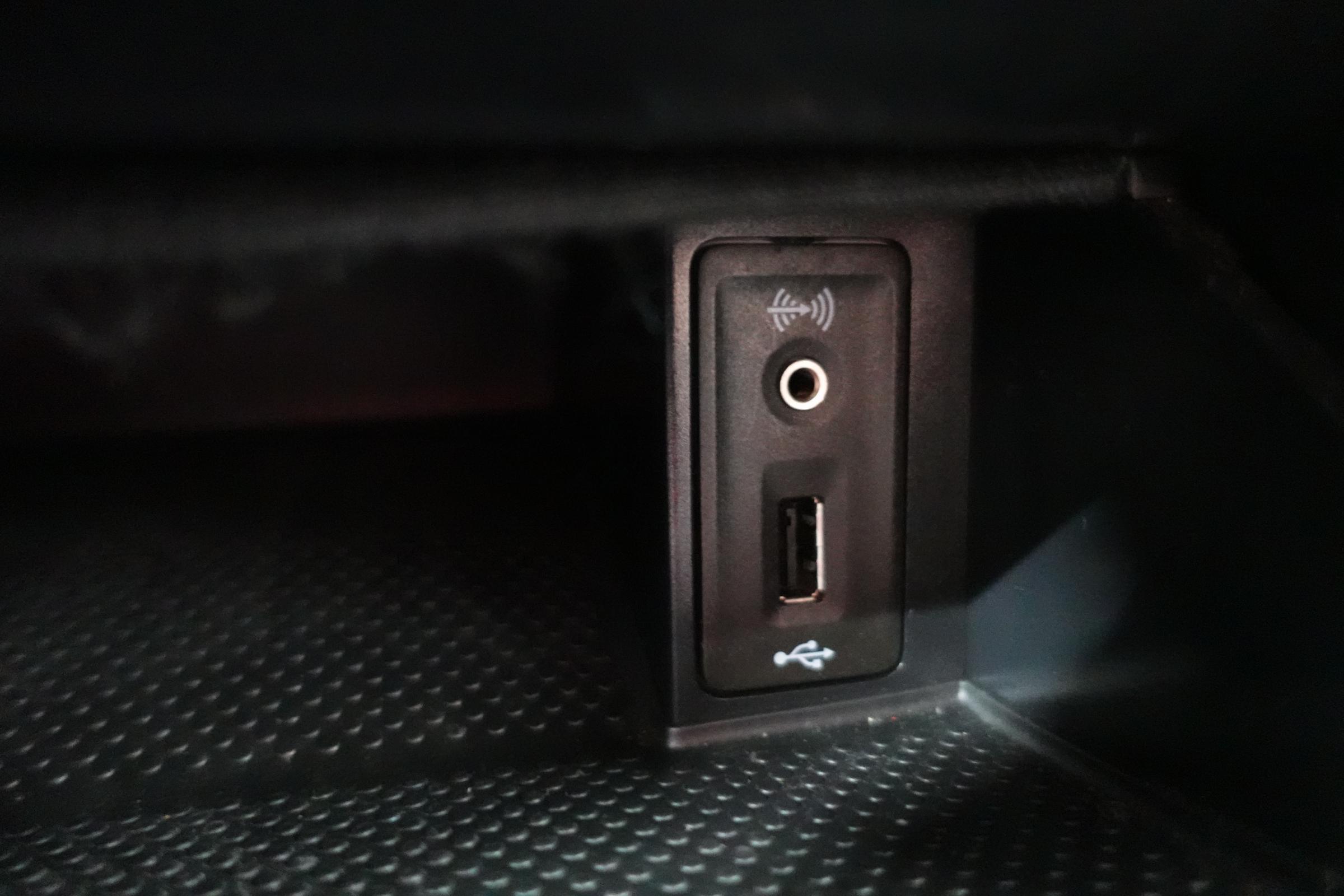 Volkswagen Golf, 2015 - pohled č. 20