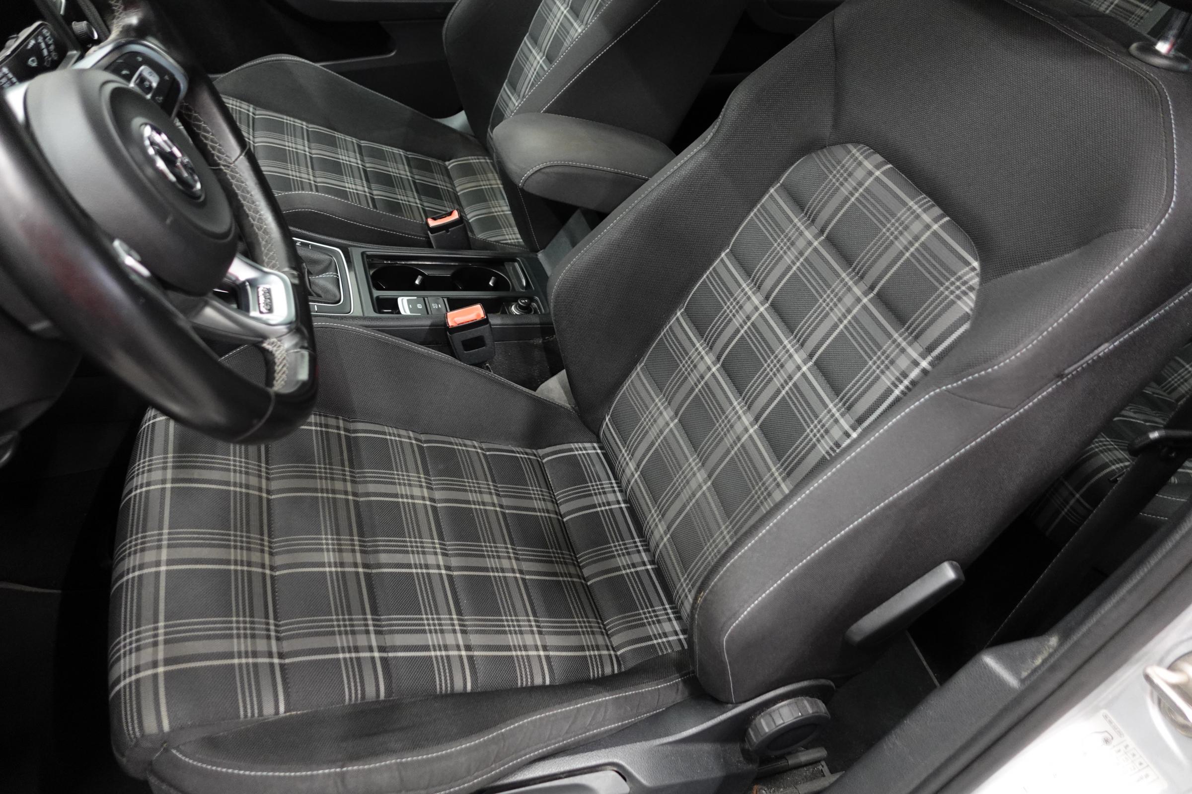 Volkswagen Golf, 2015 - pohled č. 9